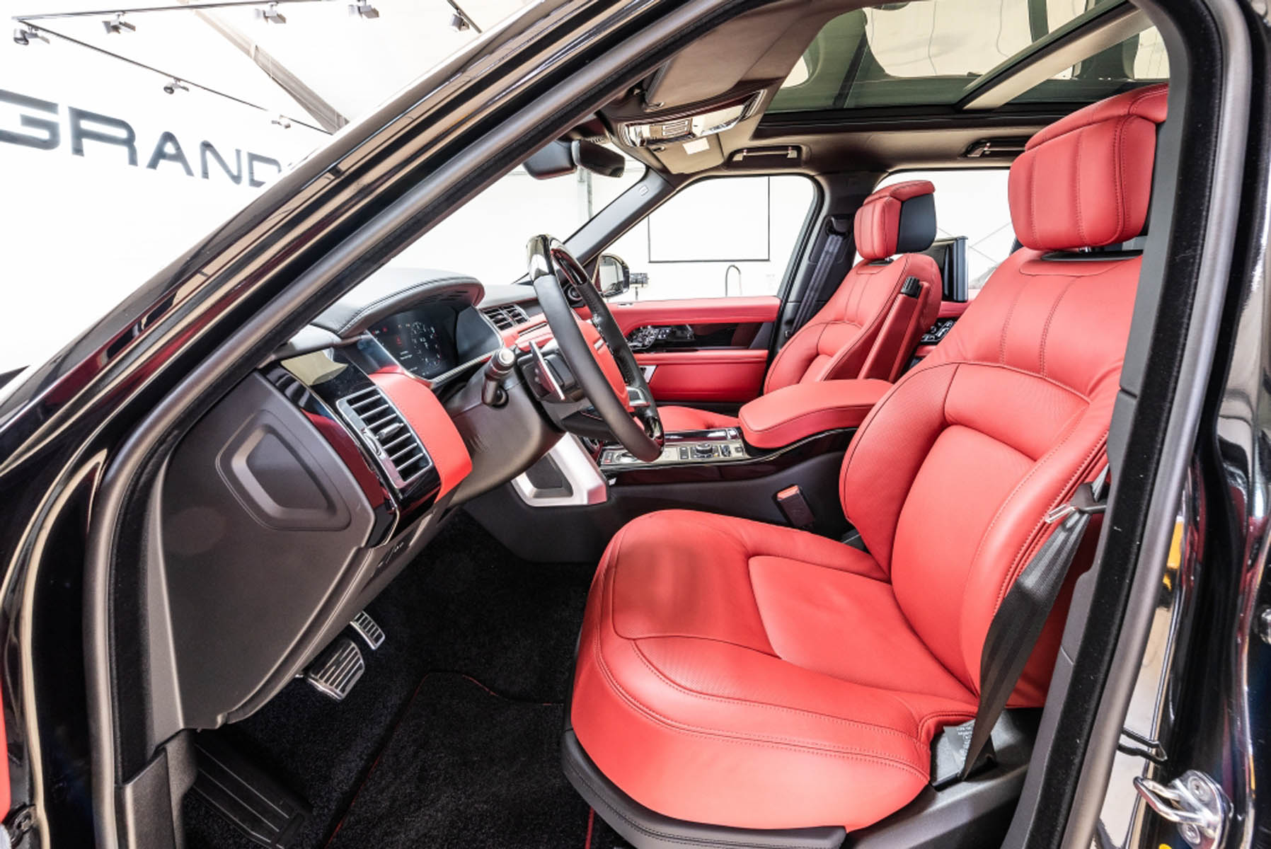 2020 Range Rover 5.0 Supercharged Autobiography LWB, 9/19