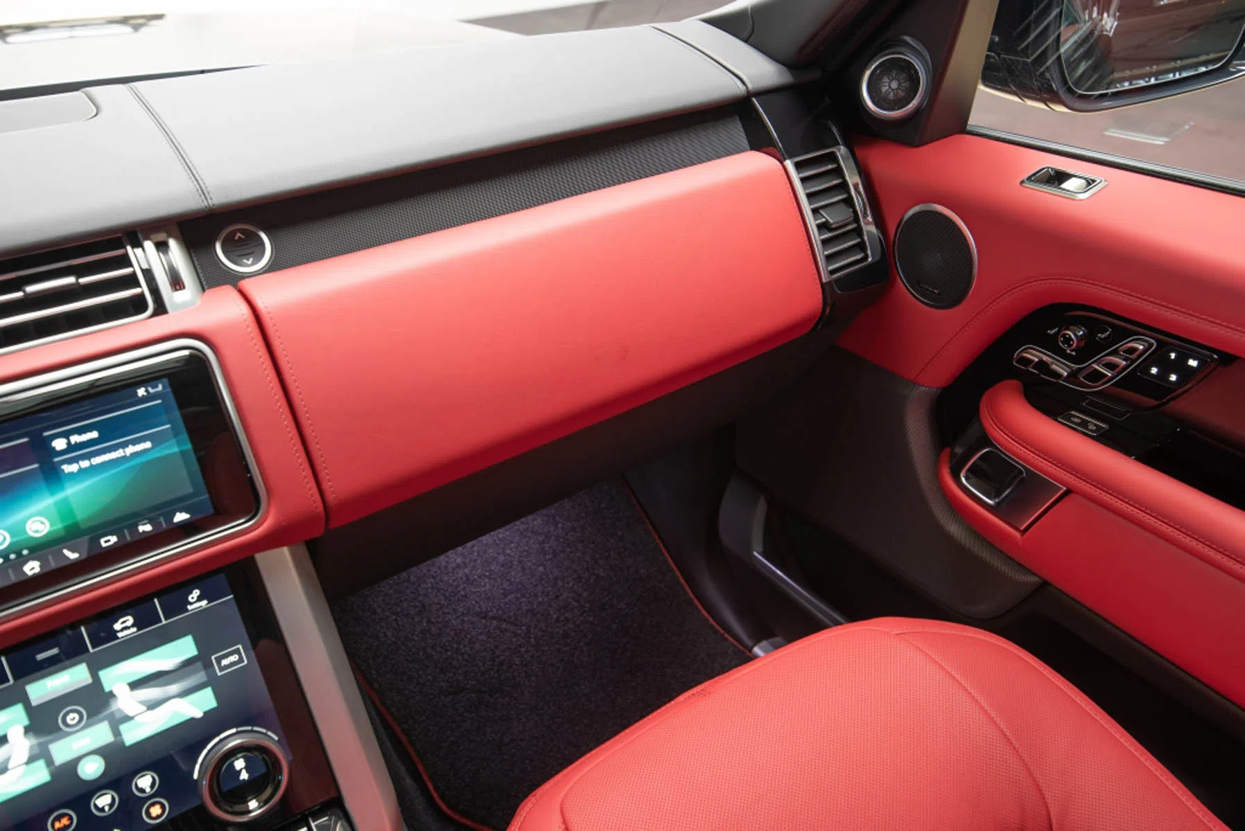 2020 Range Rover 5.0 Supercharged Autobiography LWB interior