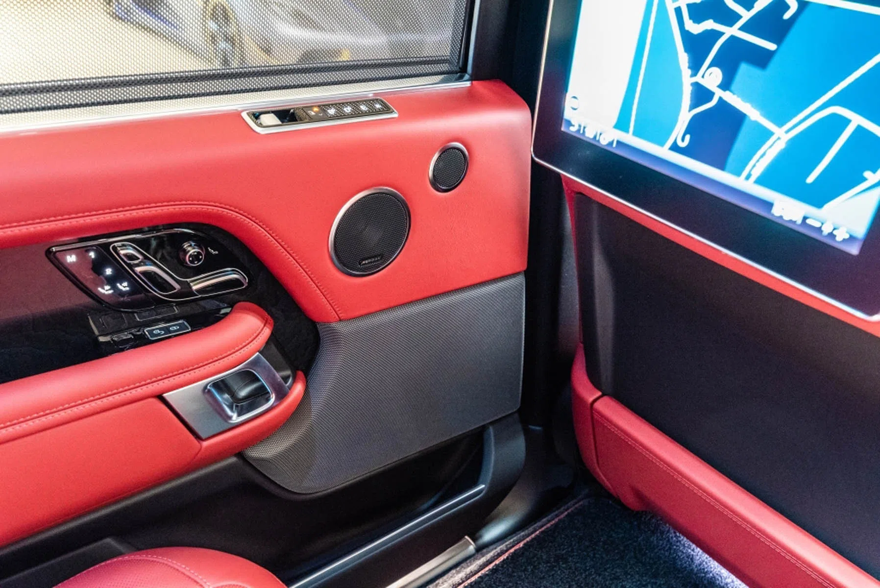 2020 Range Rover 5.0 Supercharged Autobiography LWB interior