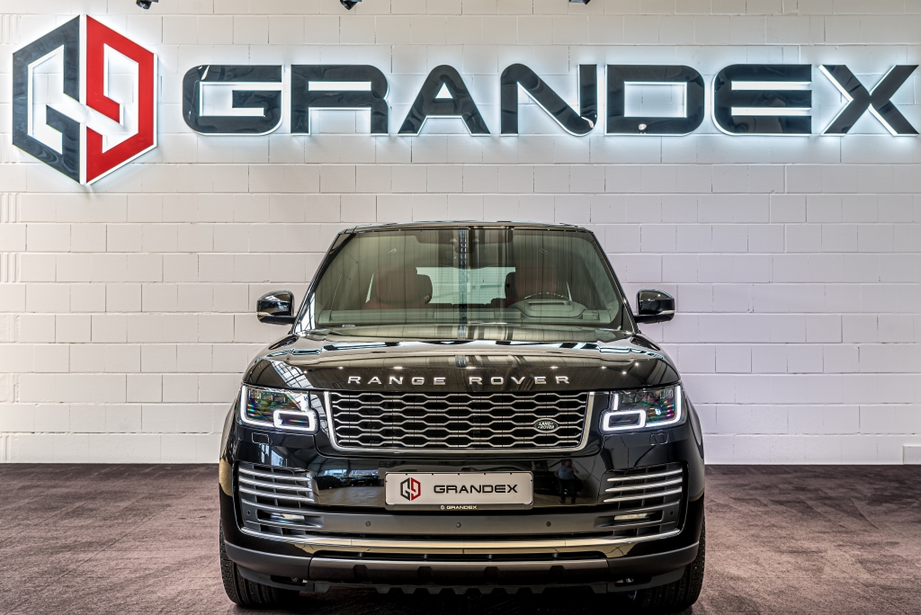 2020 Range Rover 5.0 Supercharged Autobiography LWB, 6/20