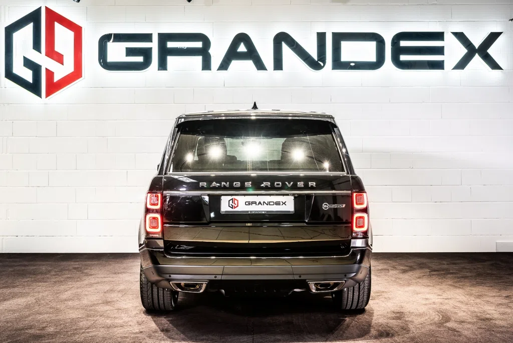 2020 Range Rover 5.0 Supercharged SV Autobiography Dynamic for sale, exterior, Santorini Black