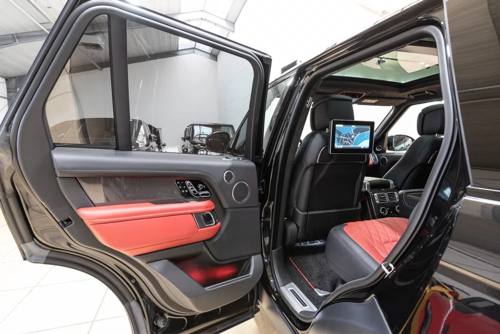 2020 Range Rover 5.0 Supercharged SV Autobiography Dynamic interior, seats, Pimento/Ebony