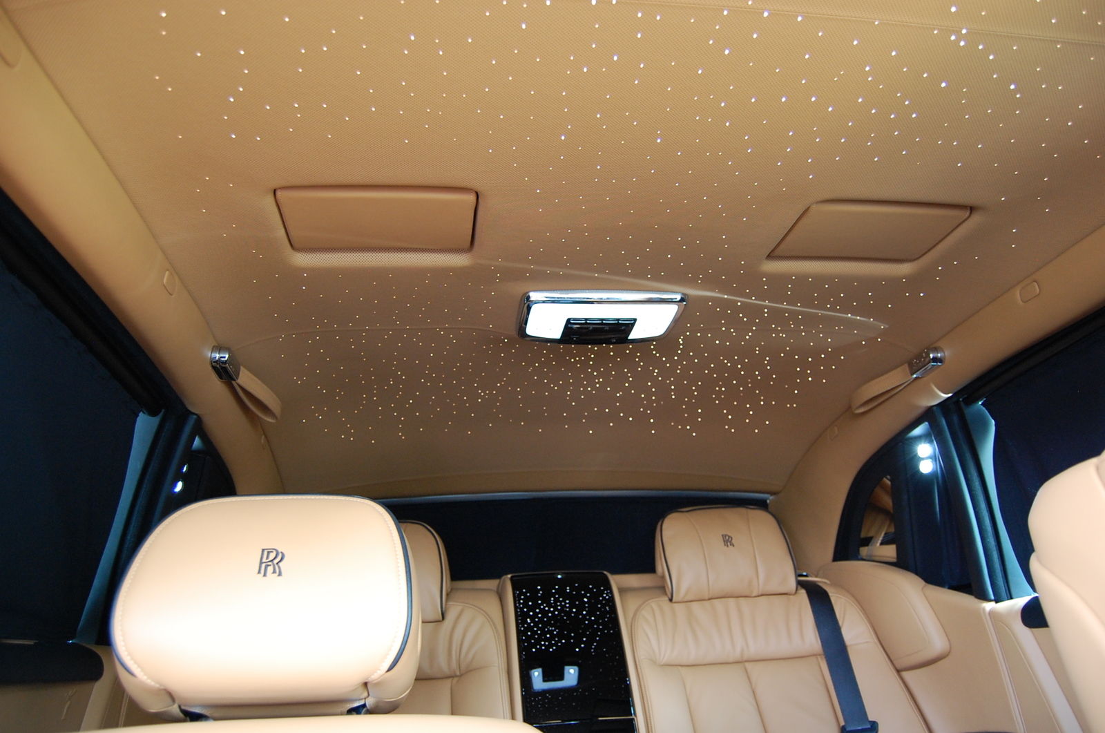2018 Rolls-Royce Phantom VIII, 10/15