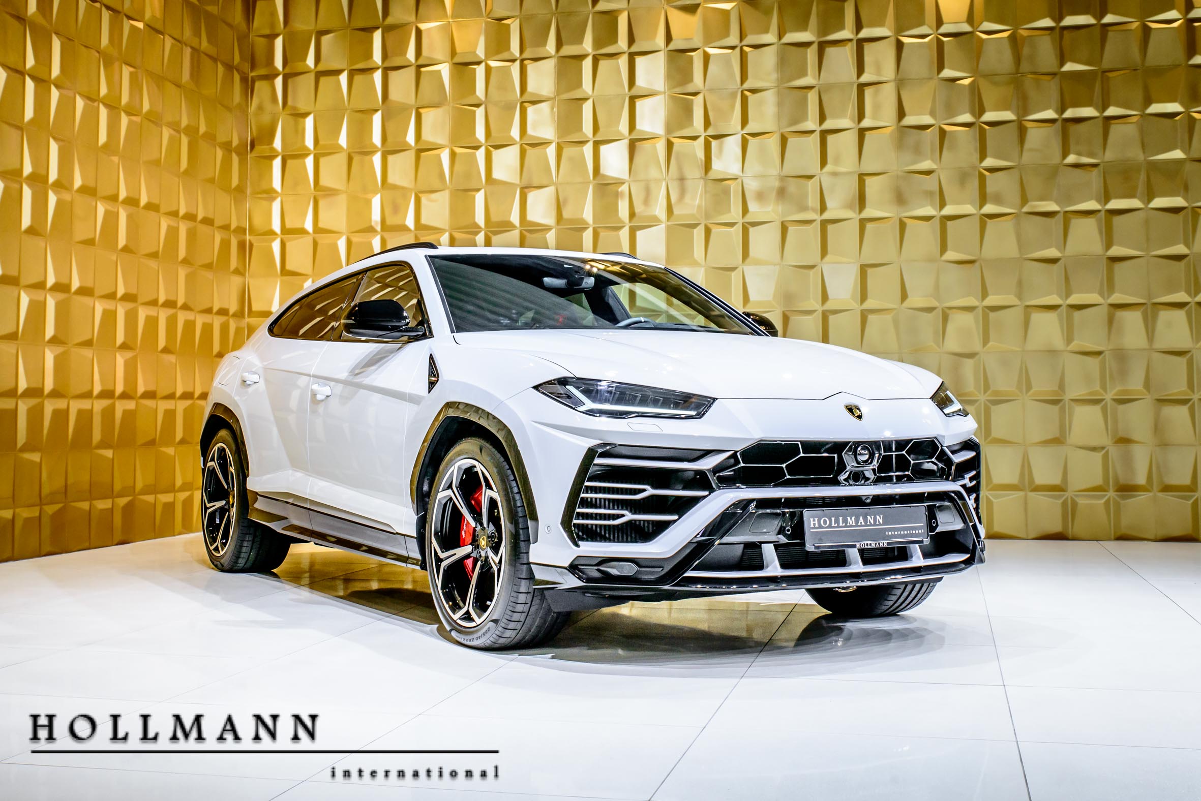 2018 LAMBORGHINI URUS