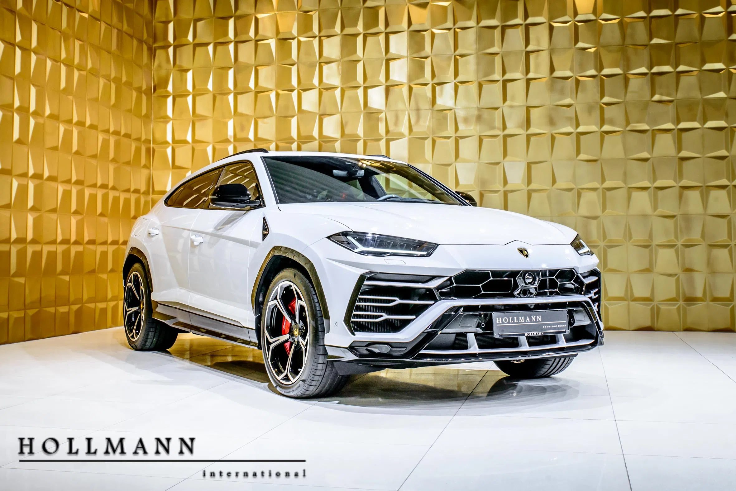 2018 LAMBORGHINI URUS