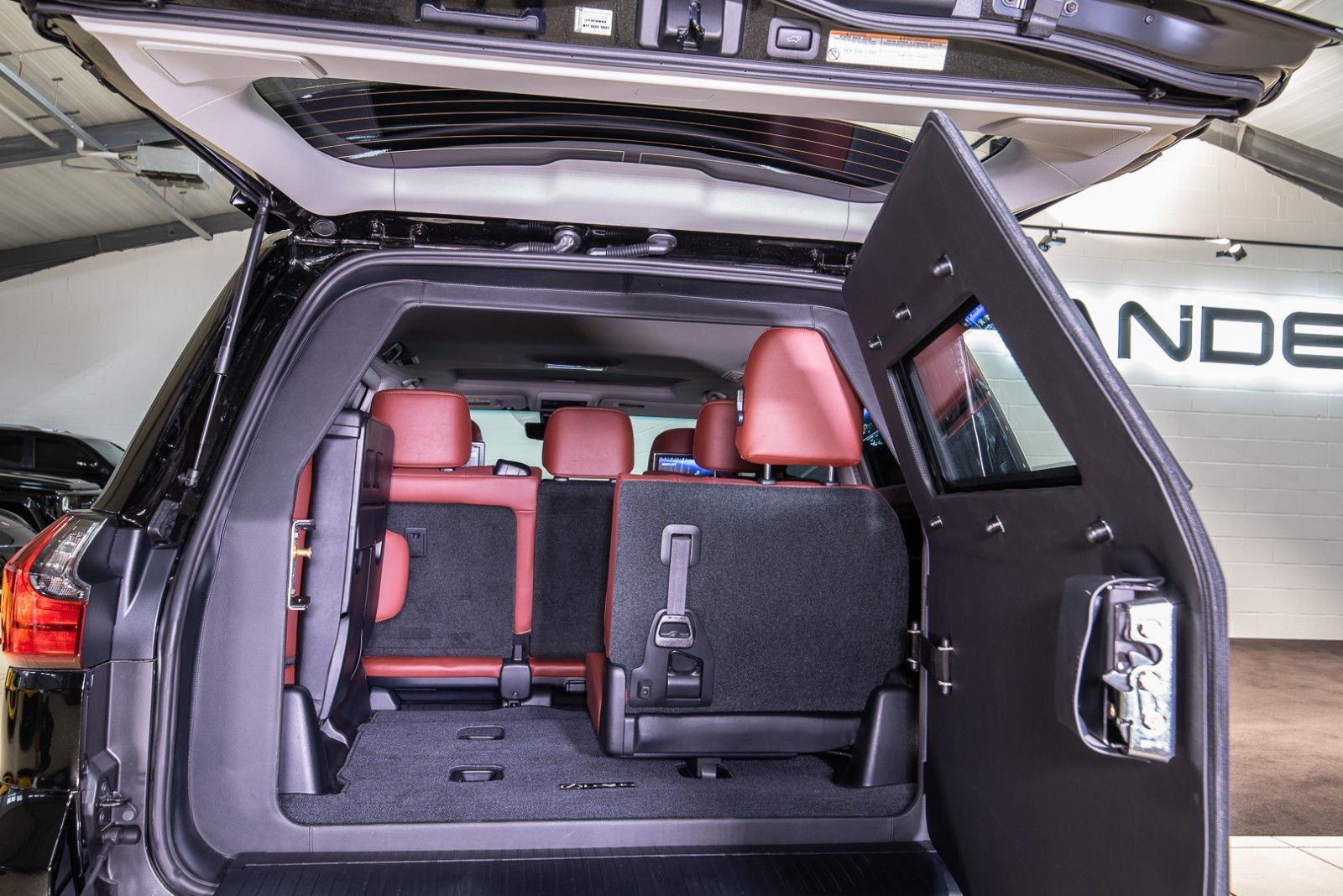 2020 Lexus LX570 Luxury 7 Seats ARMORED B6 by GRANDEX Armored, 11/20