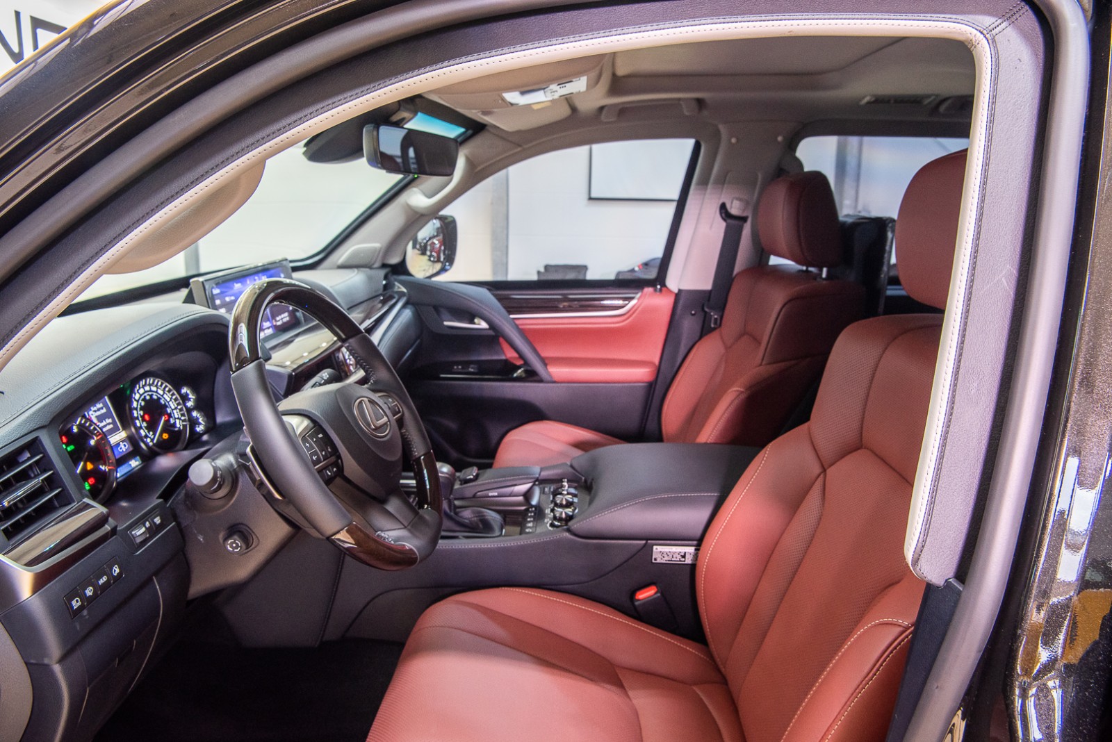 2020 Lexus LX570 Luxury 7 Seats ARMORED B6 by GRANDEX Armored, 15/20