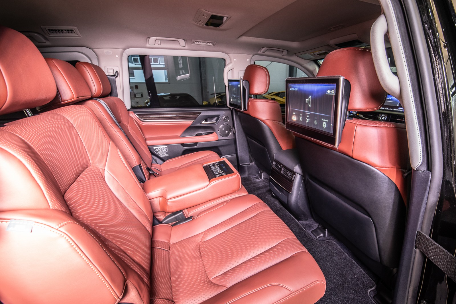 2020 Lexus LX570 Luxury 7 Seats ARMORED B6 by GRANDEX Armored, 17/20