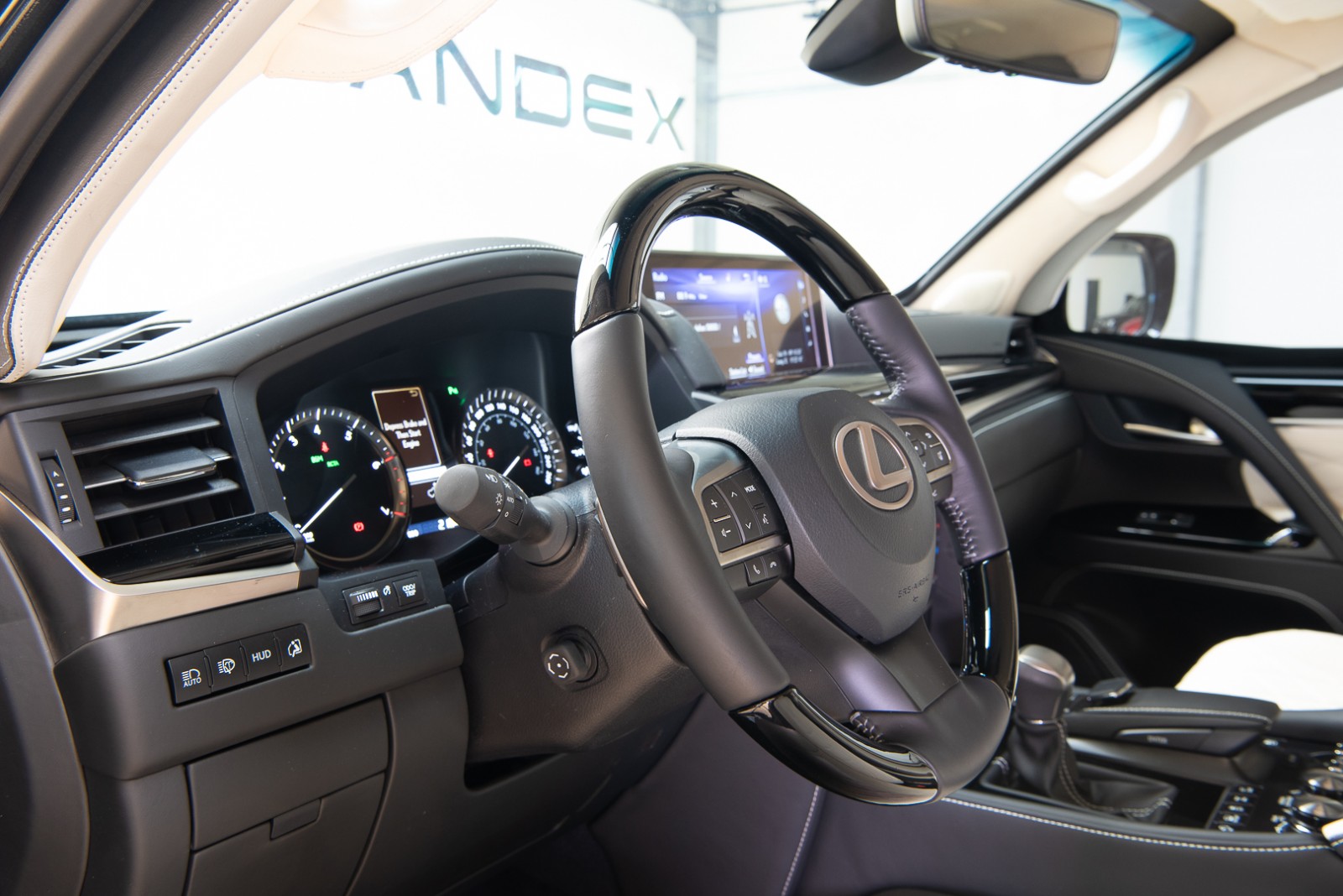 2020 Lexus LX570 Luxury 4 Seats ARMORED B6 by GRANDEX Armored, 10/20
