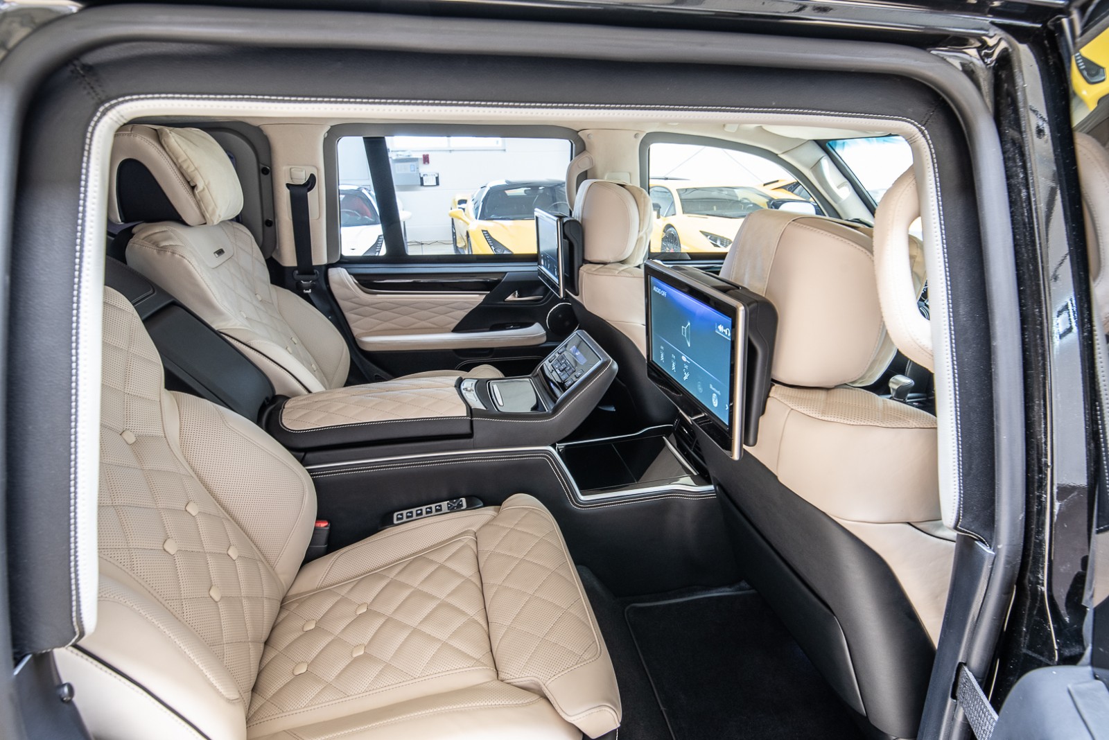 2020 Lexus LX570 Luxury 4 Seats ARMORED B6 by GRANDEX Armored, 15/20