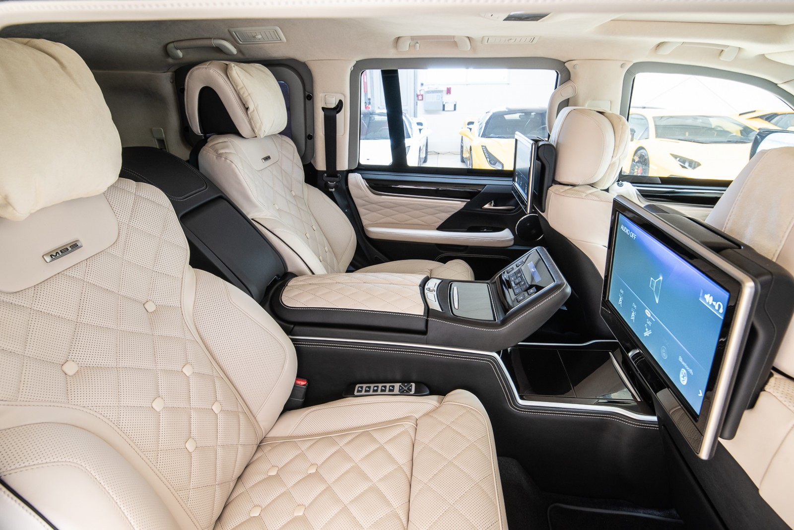 2020 Lexus LX570 Luxury 4 Seats ARMORED B6 by GRANDEX Armored, 16/20