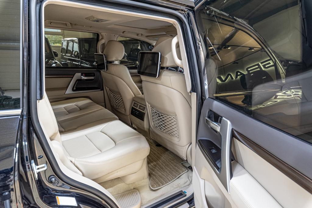2020 Toyota Land Cruiser 200 5.7 L'ARMORED B6, 32/34