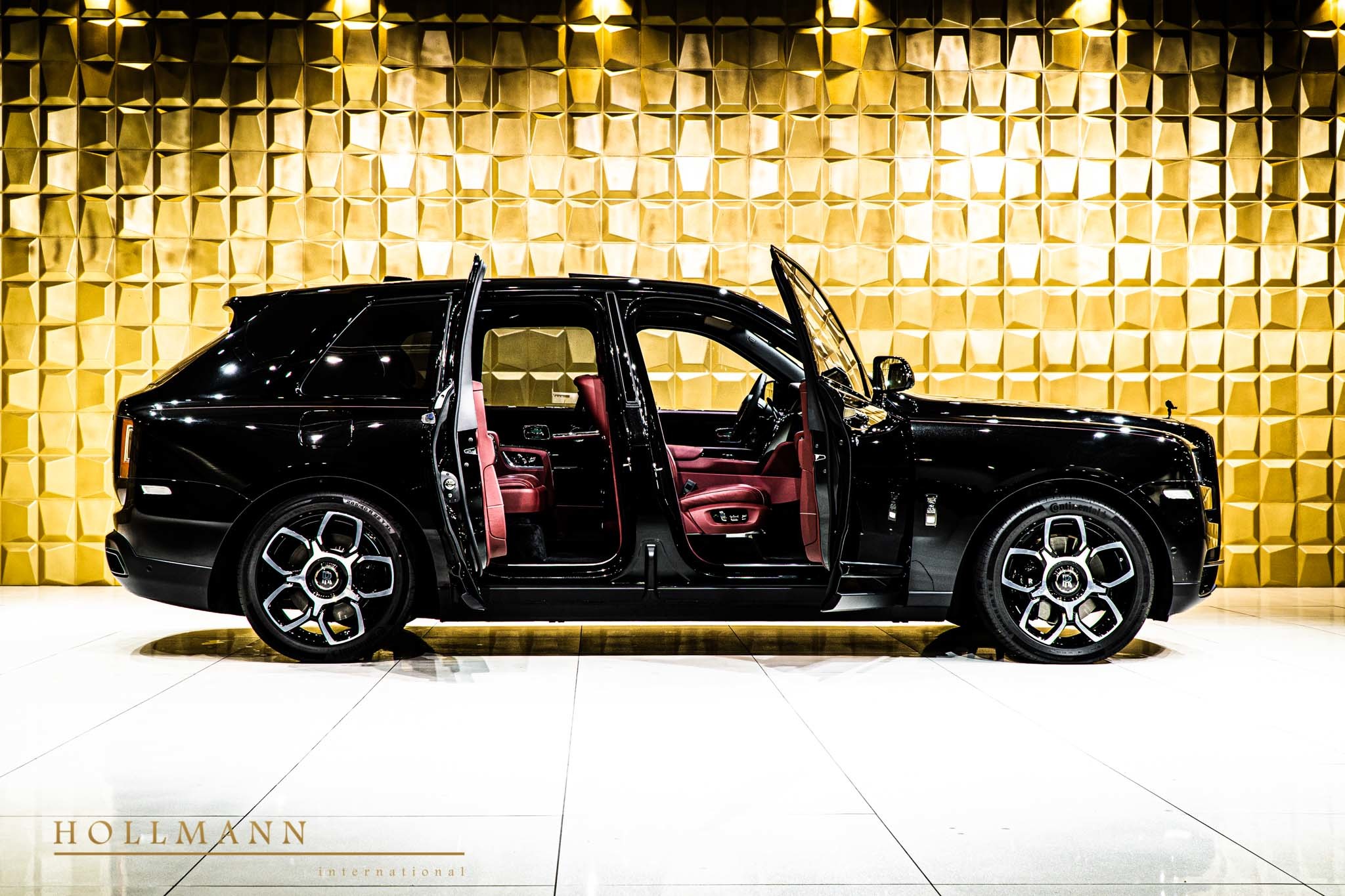 2020 Rolls-Royce Cullinan Black Badge
