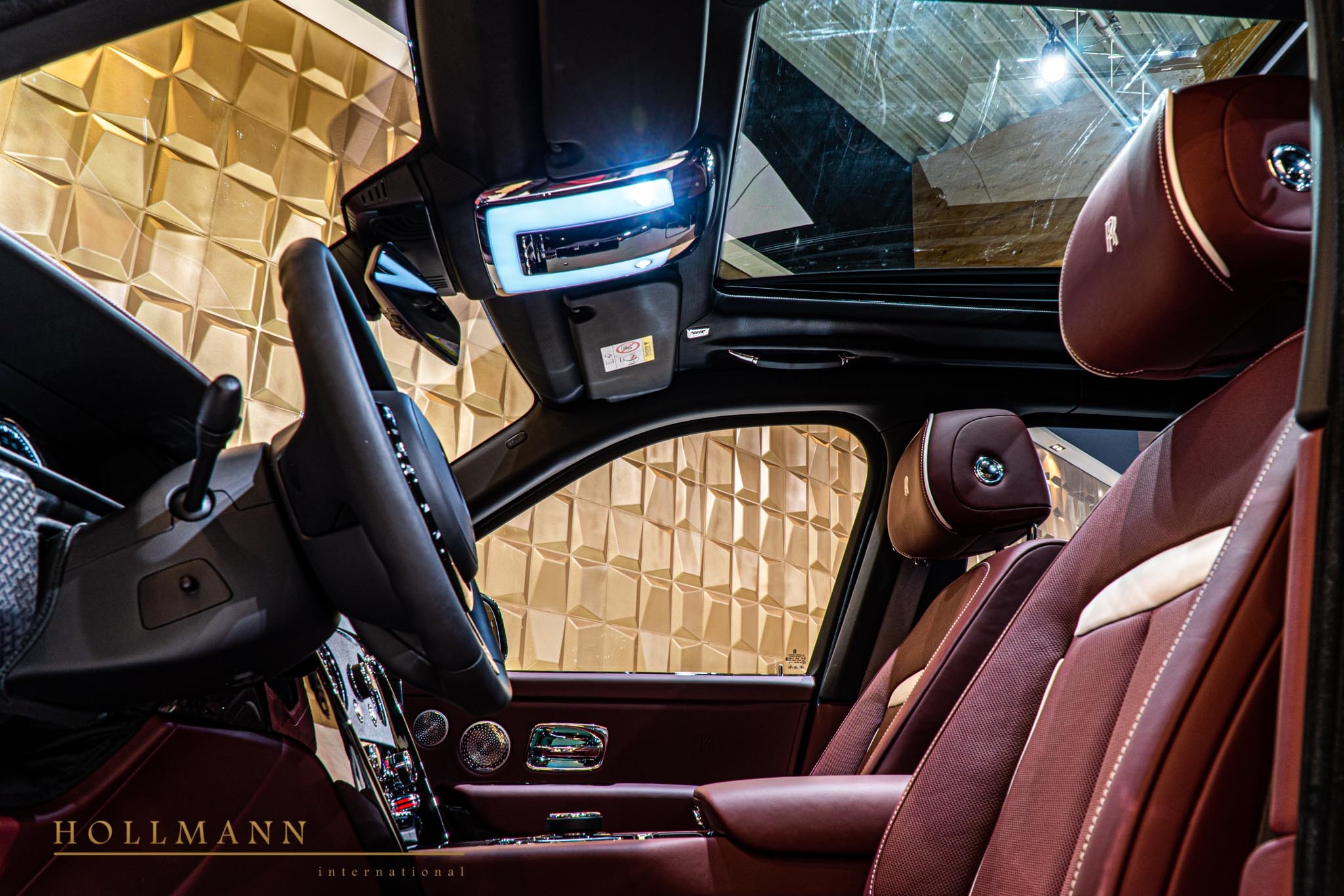 2020 Rolls-Royce Cullinan Black Badge, 10/39