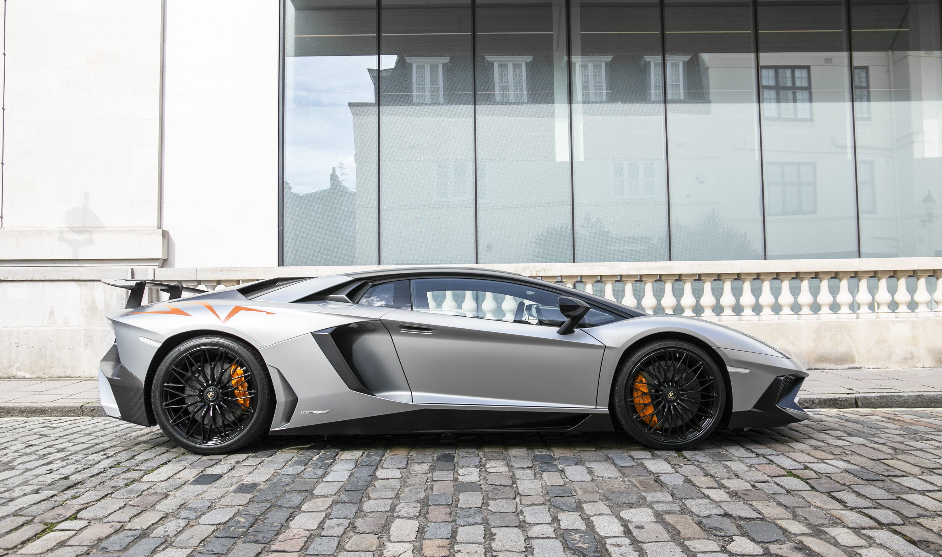 2016 Lamborghini Aventador SV LP750-4, 9/17