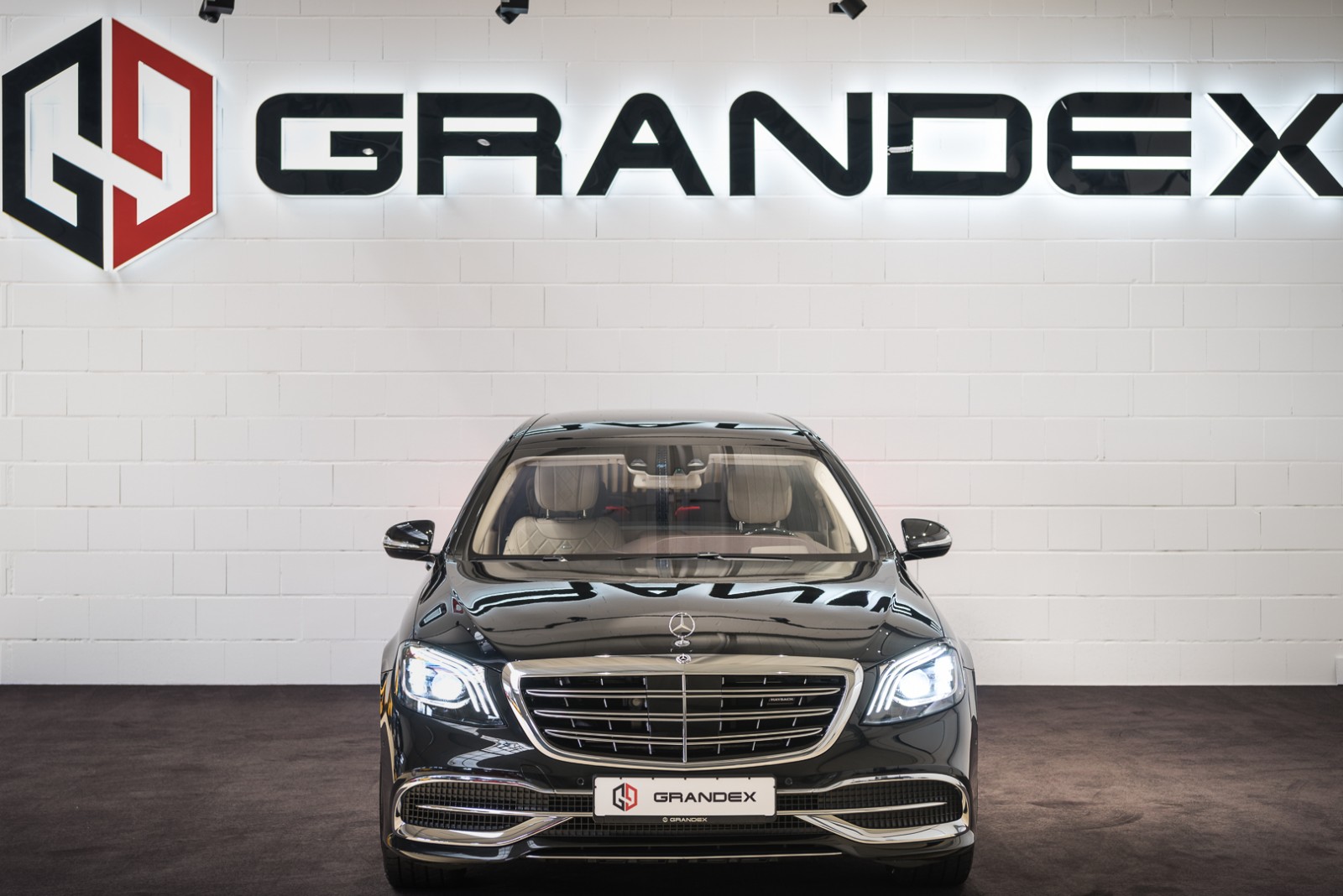 2018 Mercedes-Maybach S600 PULLMAN, 6/20