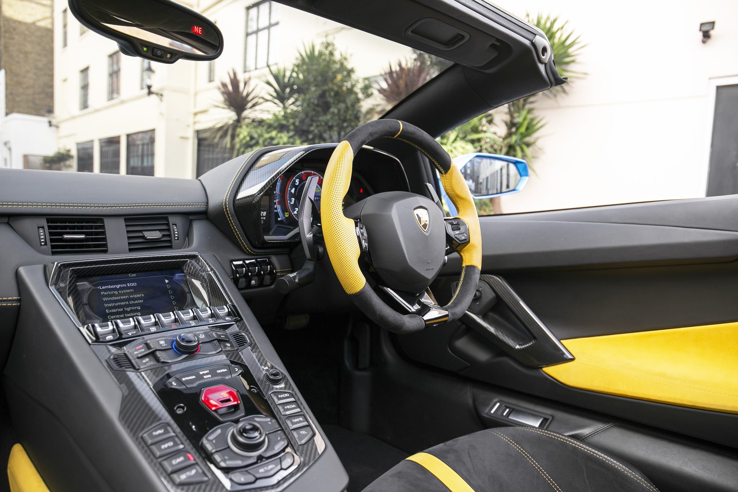 2018 Lamborghini Aventador S Roadster, 4/23