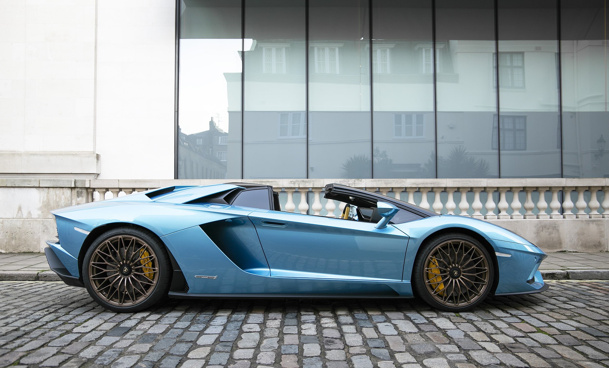 2018 Lamborghini Aventador S Roadster, 13/23