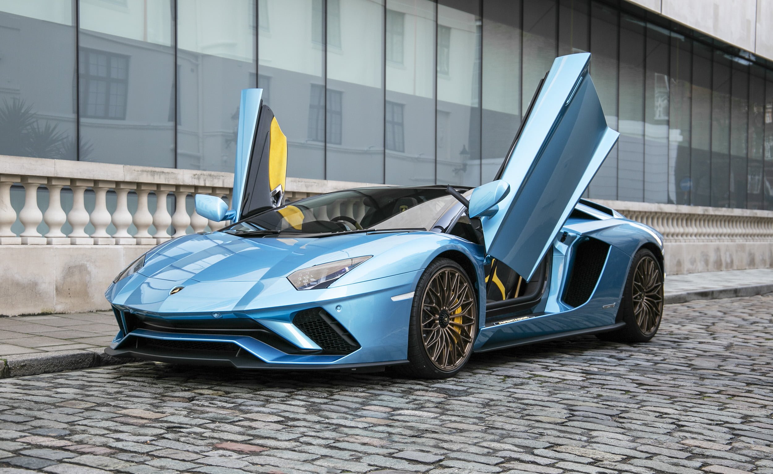 2018 Lamborghini Aventador S Roadster, 17/23