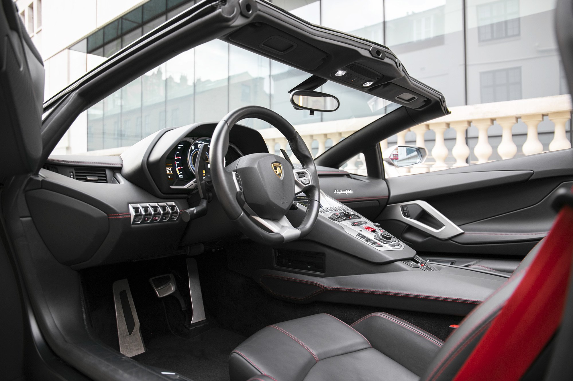 2014 Lamborghini Aventador Roadster LP700-4, 9/24