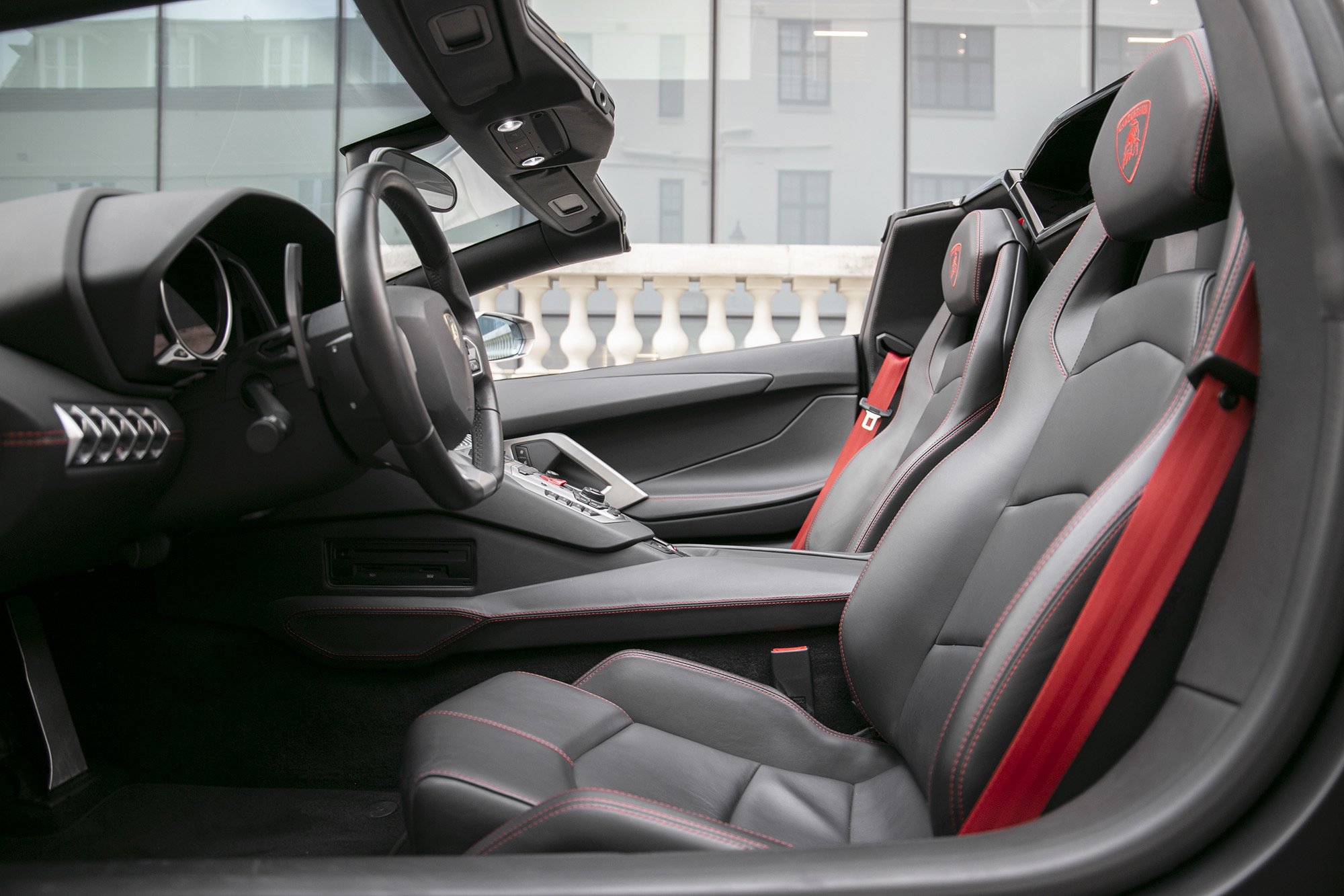 2014 Lamborghini Aventador Roadster LP700-4, 13/24