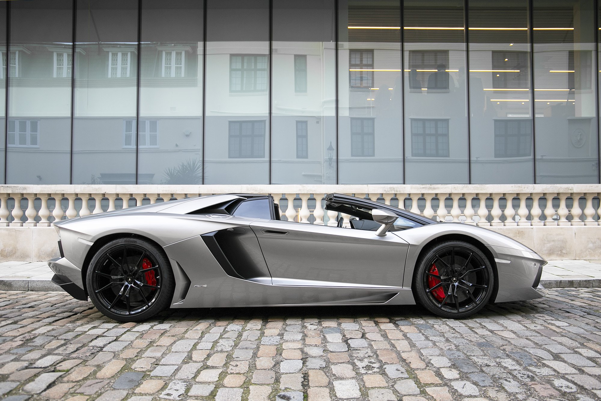 2014 Lamborghini Aventador Roadster LP700-4, 15/24