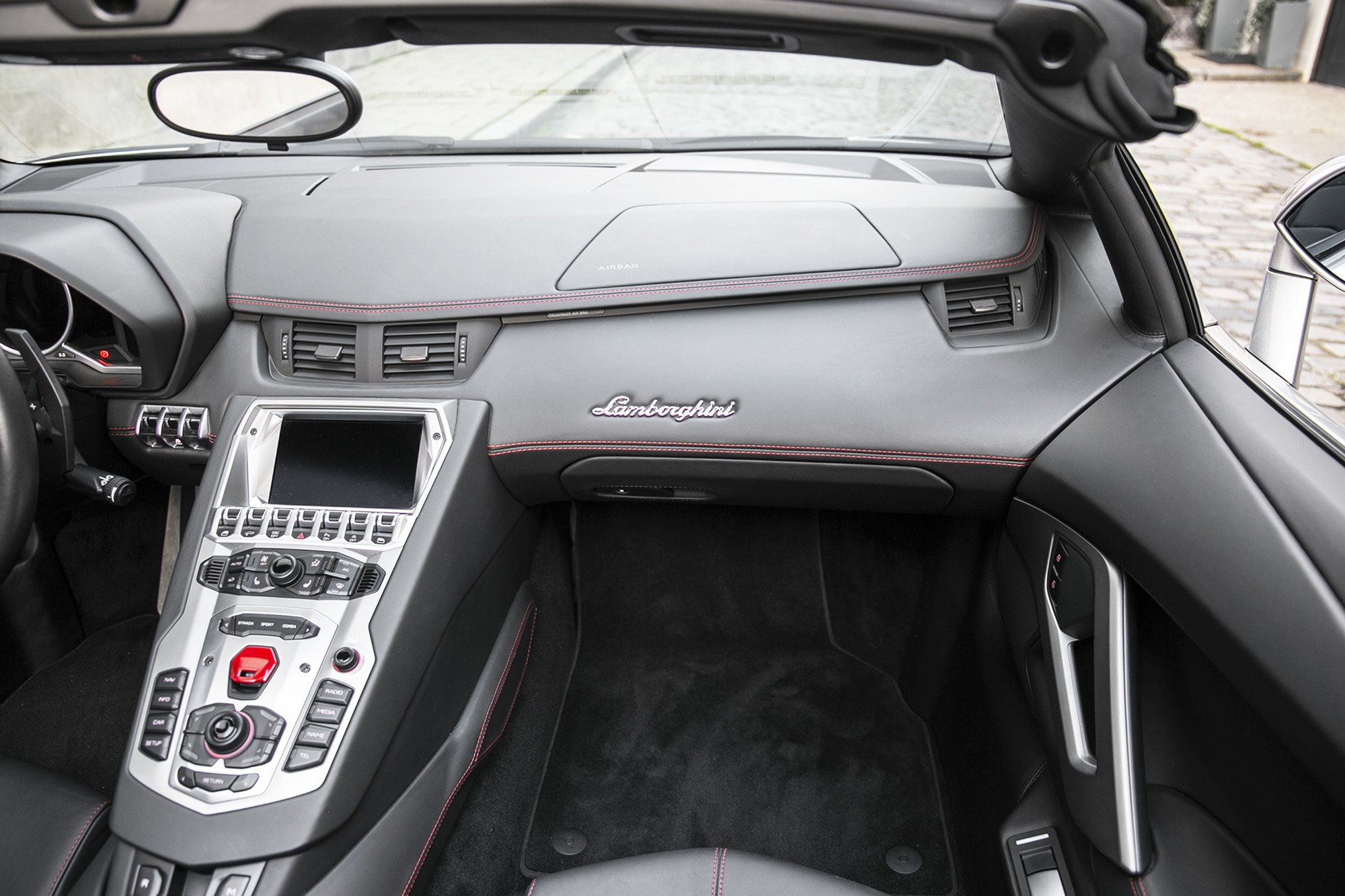 2014 Lamborghini Aventador Roadster LP700-4, 16/24