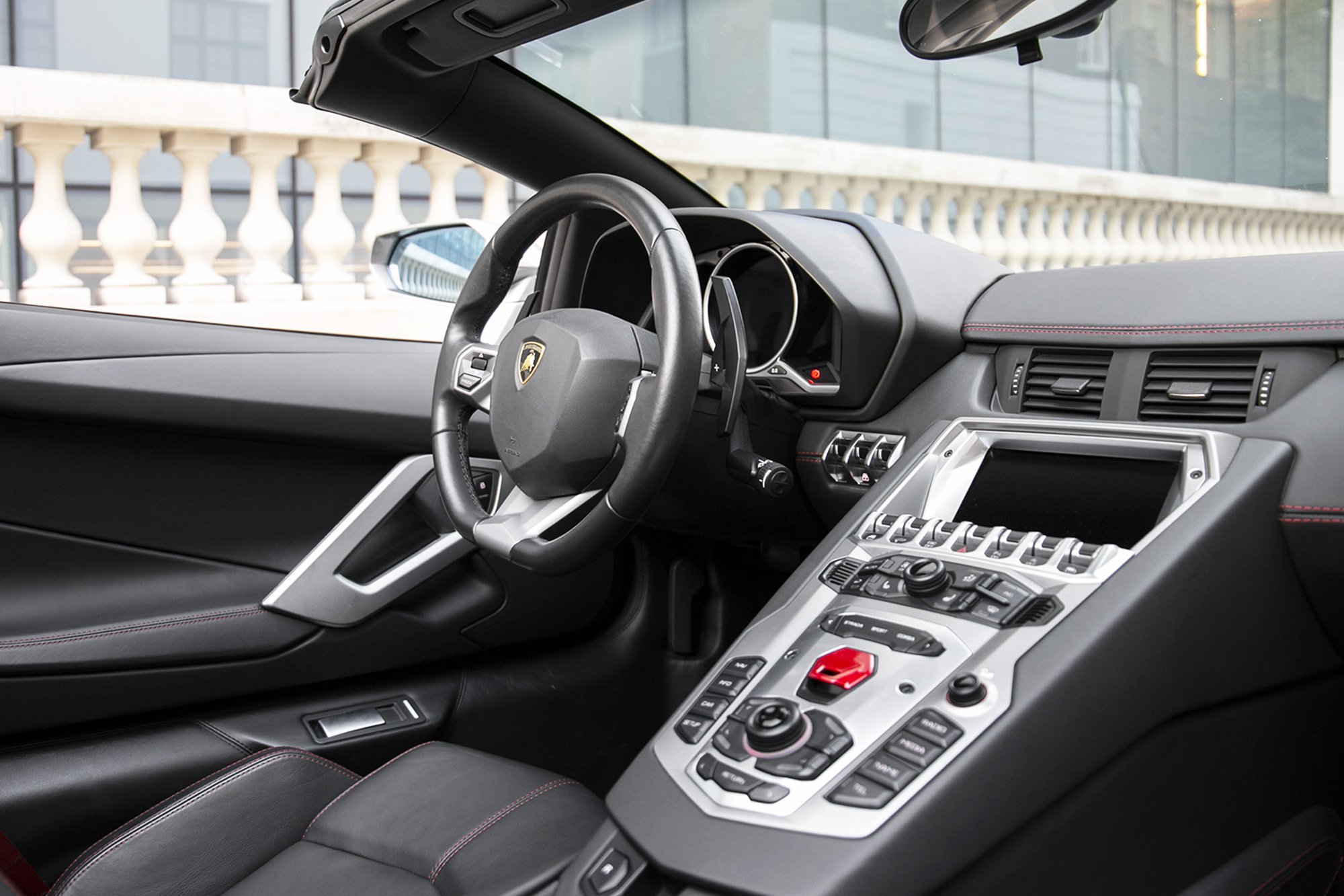 2014 Lamborghini Aventador Roadster LP700-4, 17/24