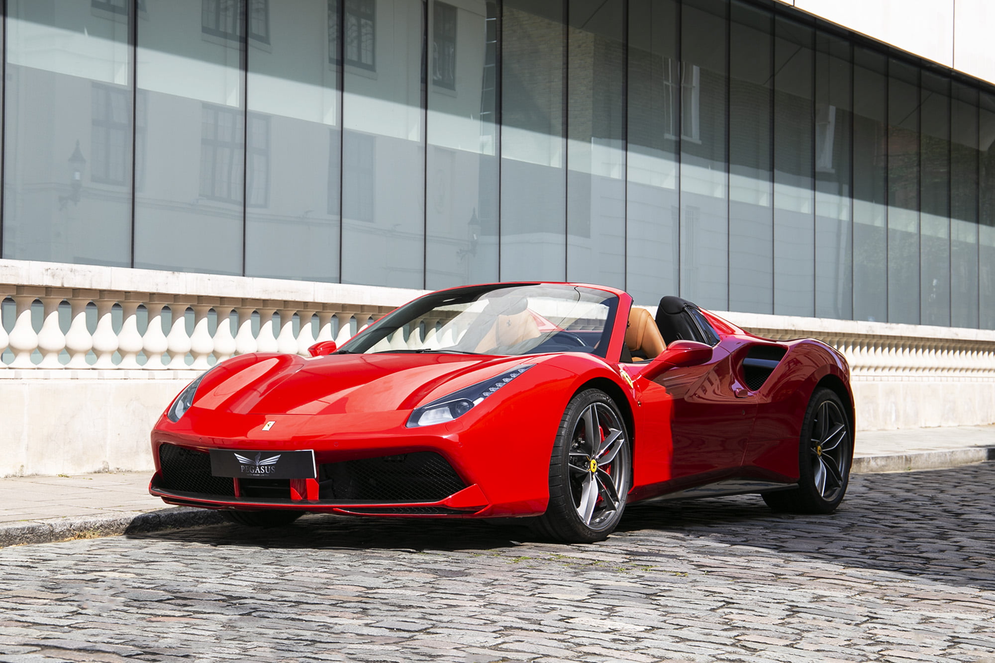 2018 Ferrari 488 GTB Spider, 17/19