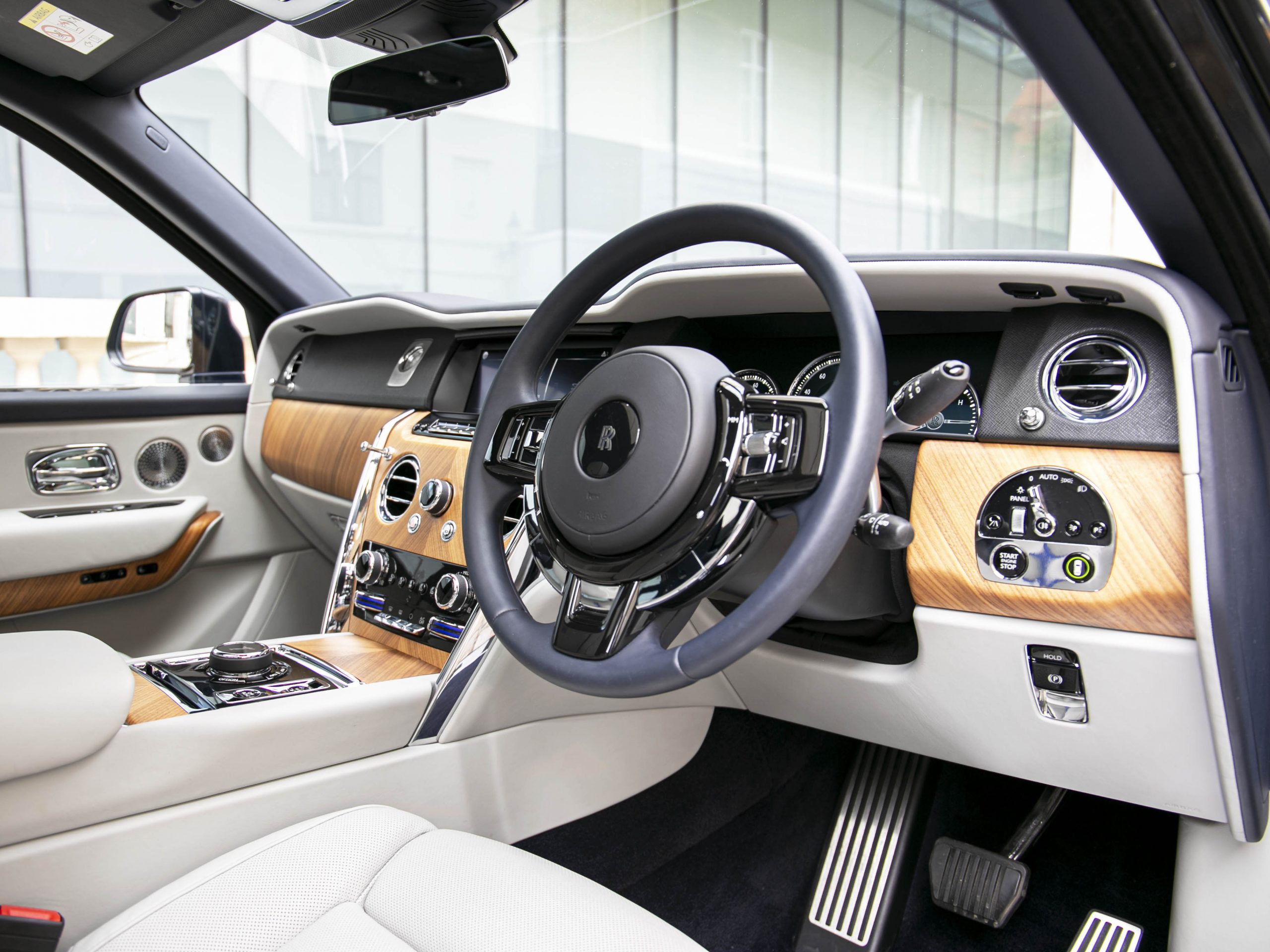 2019 Rolls-Royce Cullinan, 8/20