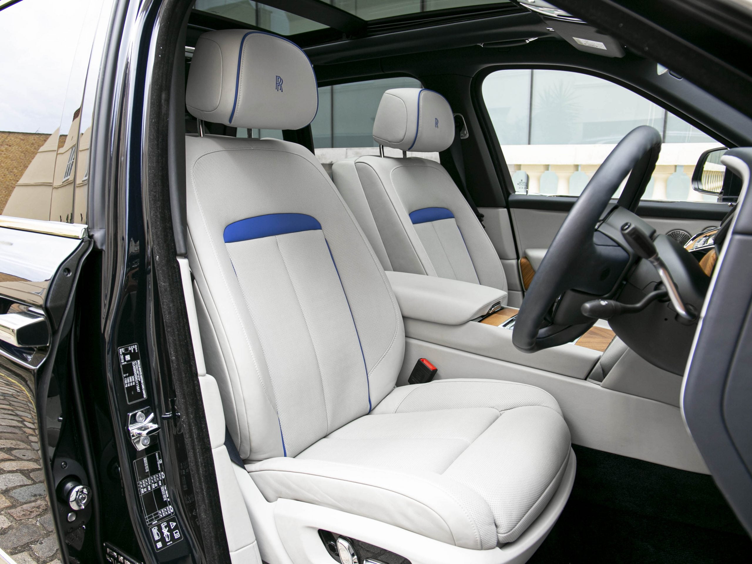 2019 Rolls-Royce Cullinan, 9/20