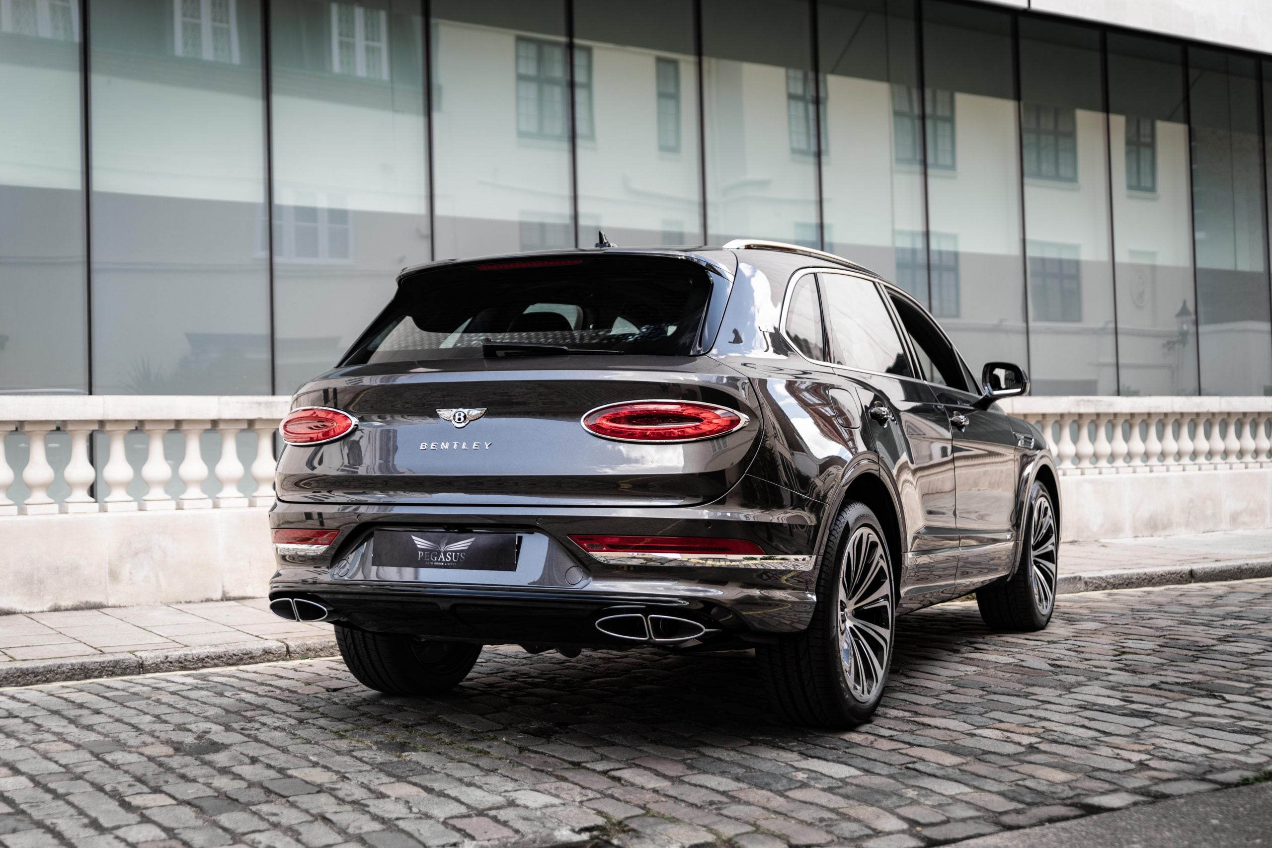 2020 Bentley Bentayga V8 FIRST EDITION, 6/20