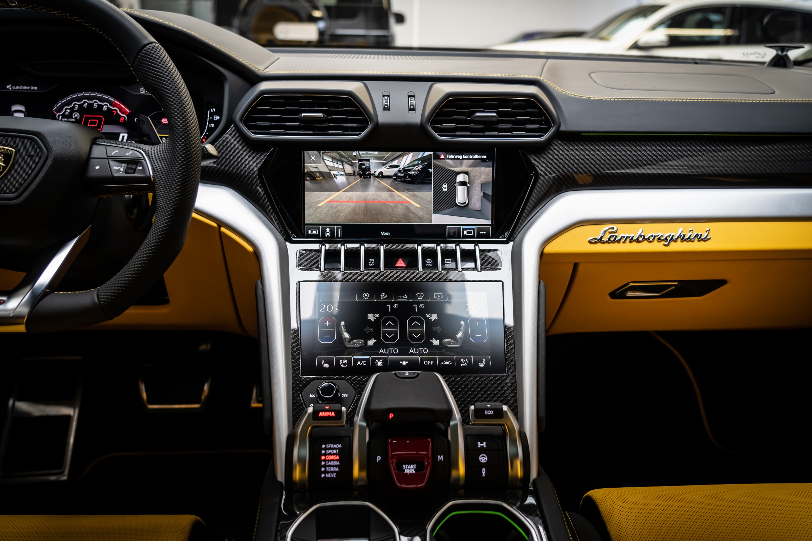 2020 Lamborghini Urus, 9/19