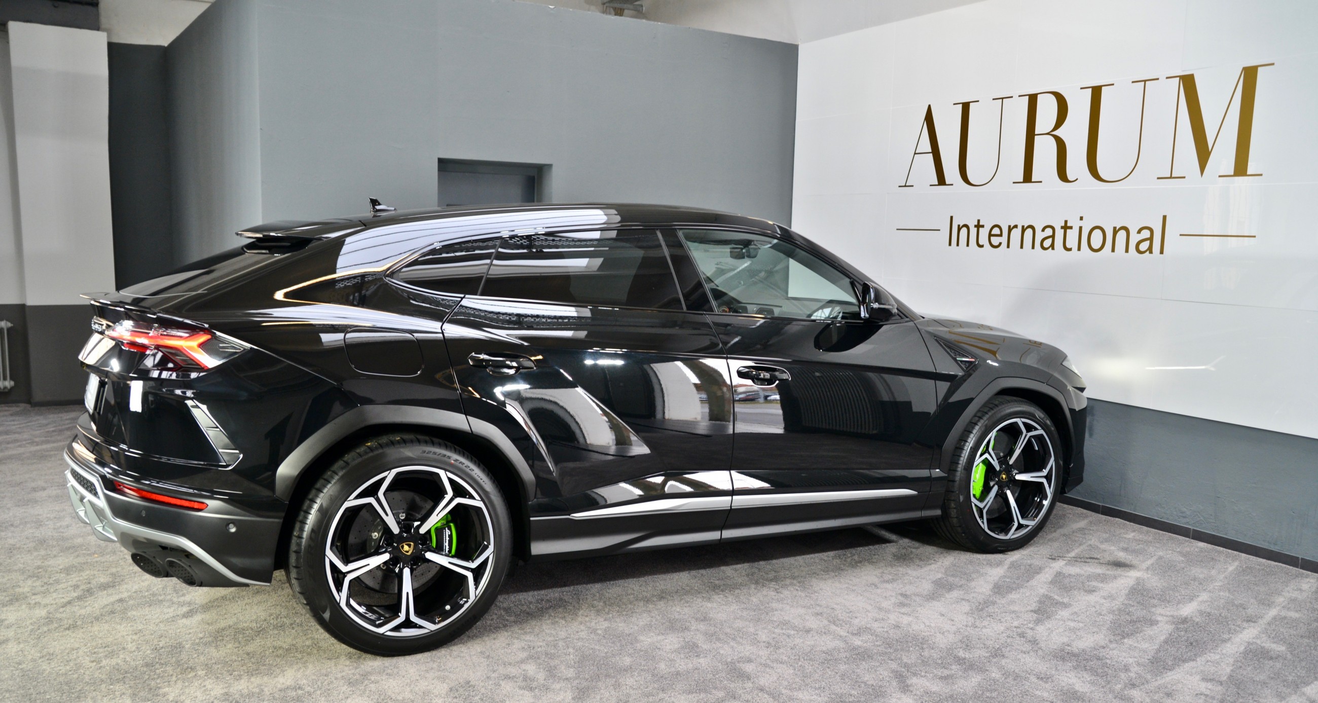 2020 Lamborghini Urus