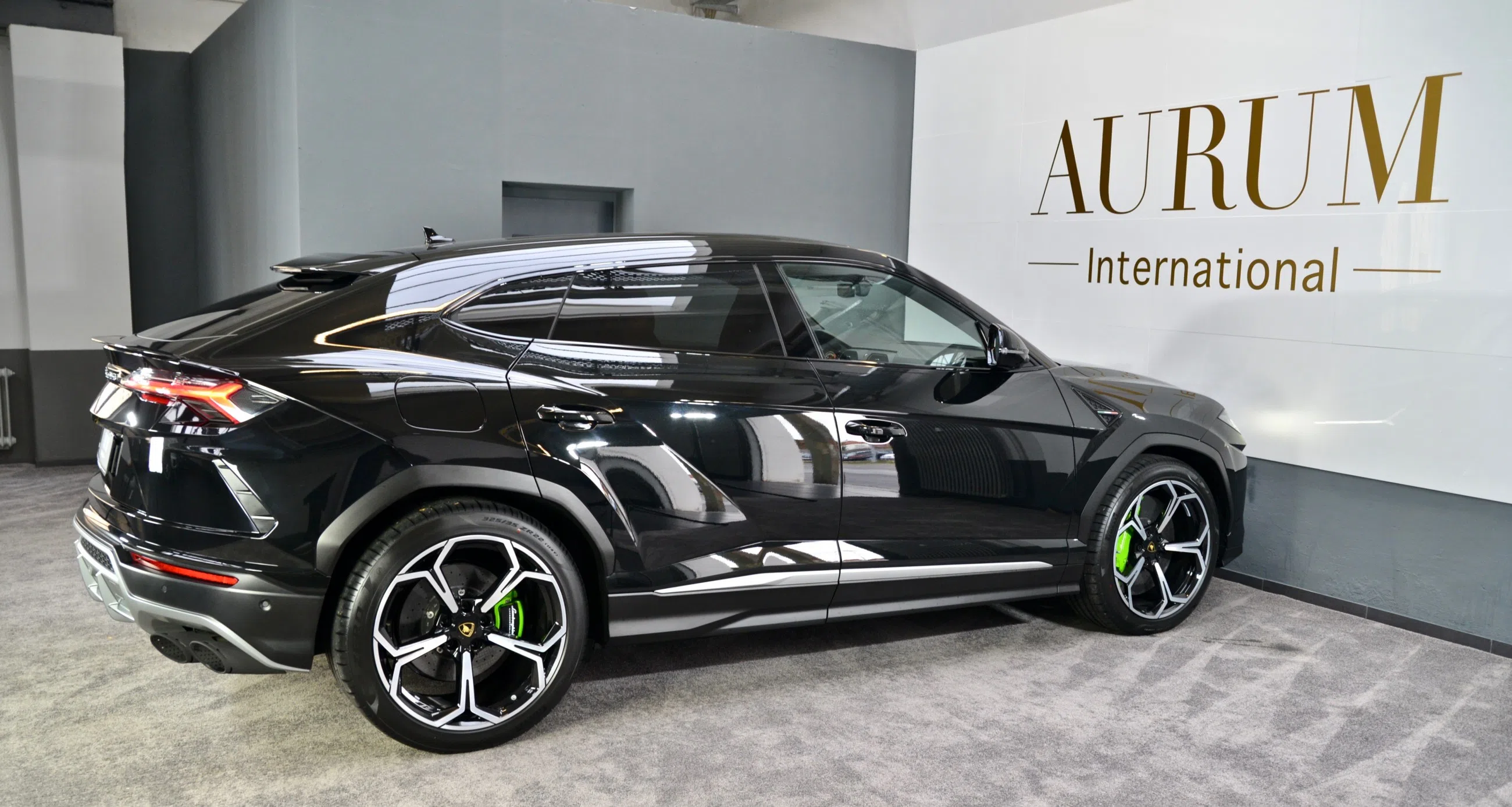 2020 Lamborghini Urus