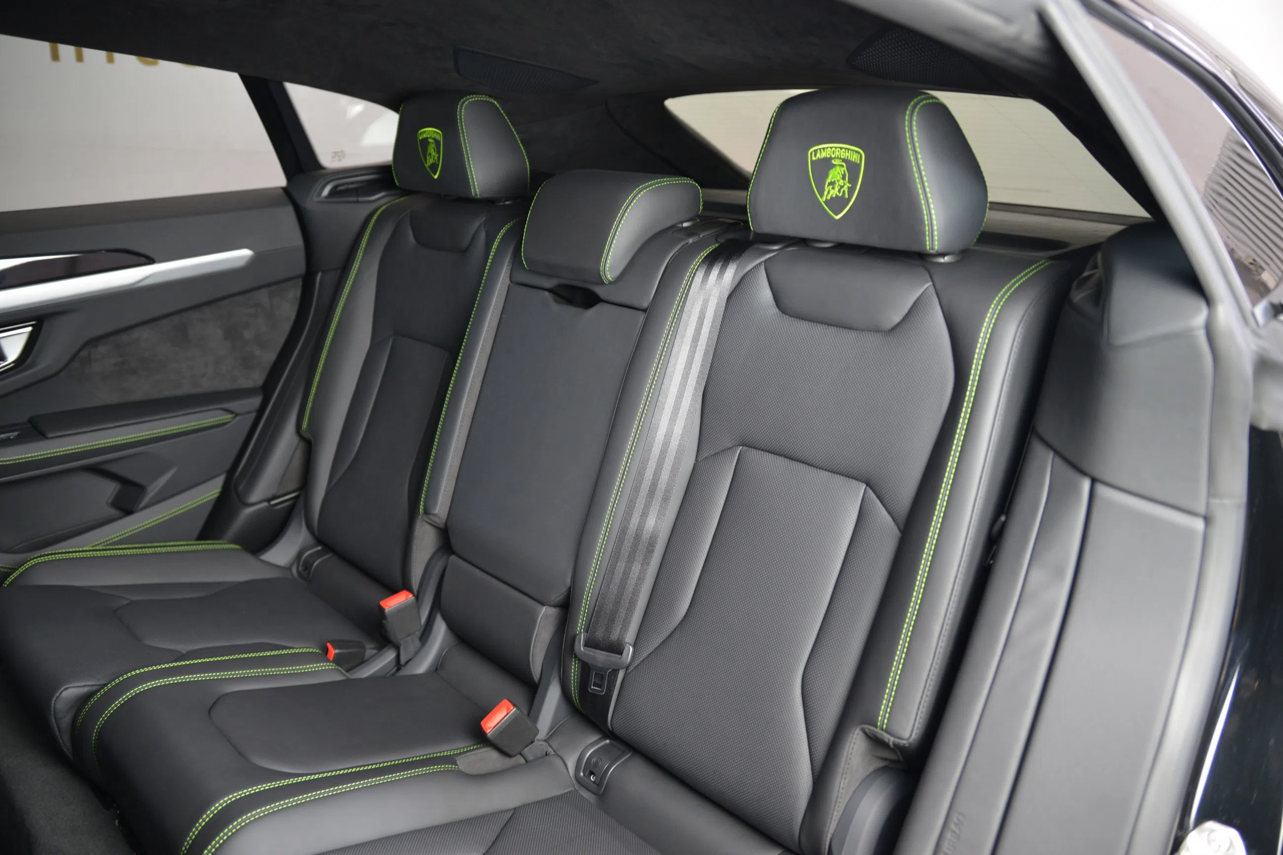 2020 Lamborghini Urus interior, seats, Leather Black