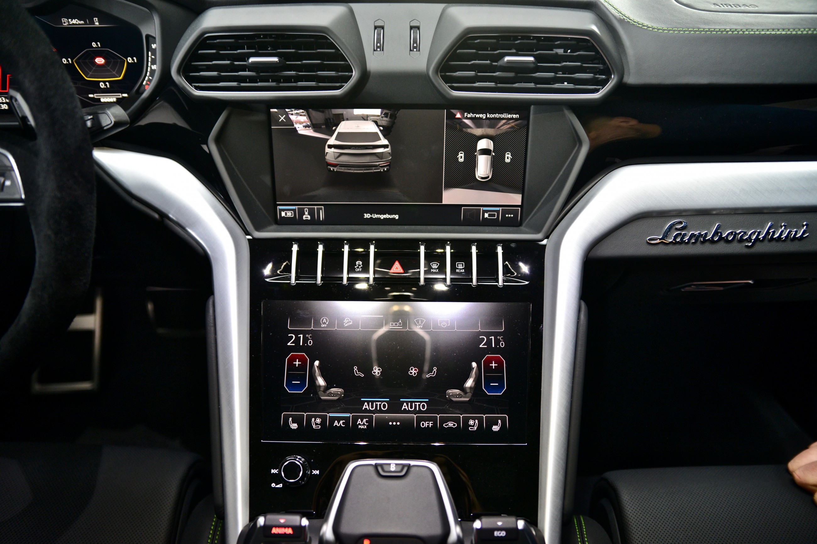 2020 Lamborghini Urus, 13/14
