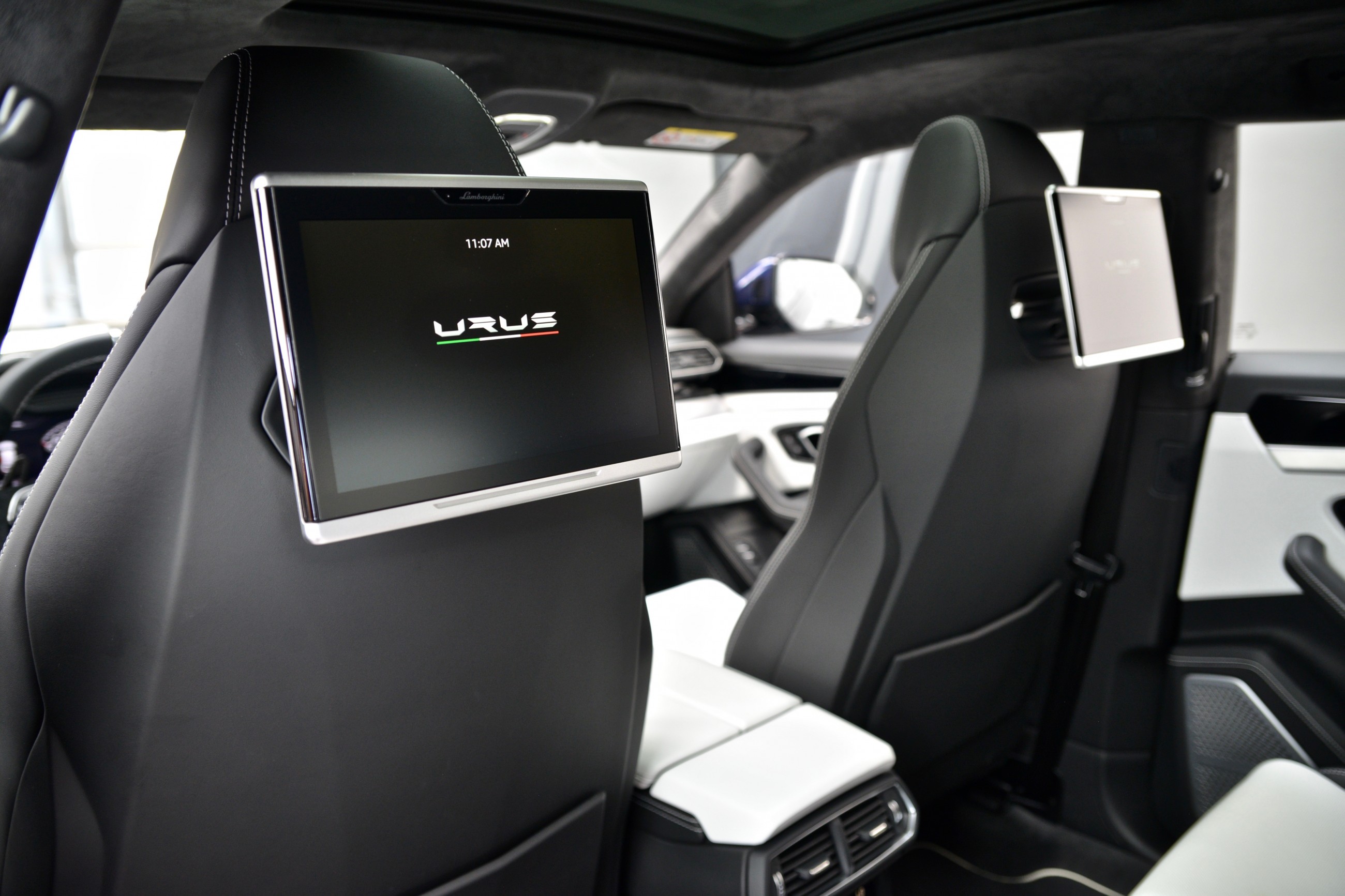 2020 Lamborghini Urus, 12/20