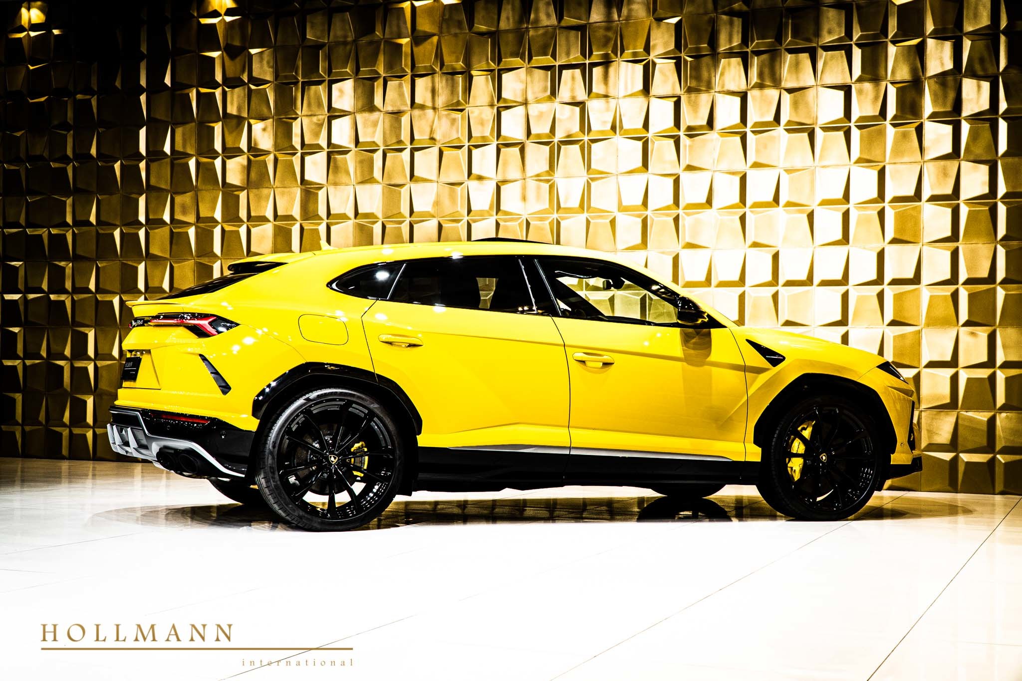 2020 Lamborghini Urus, 7/20