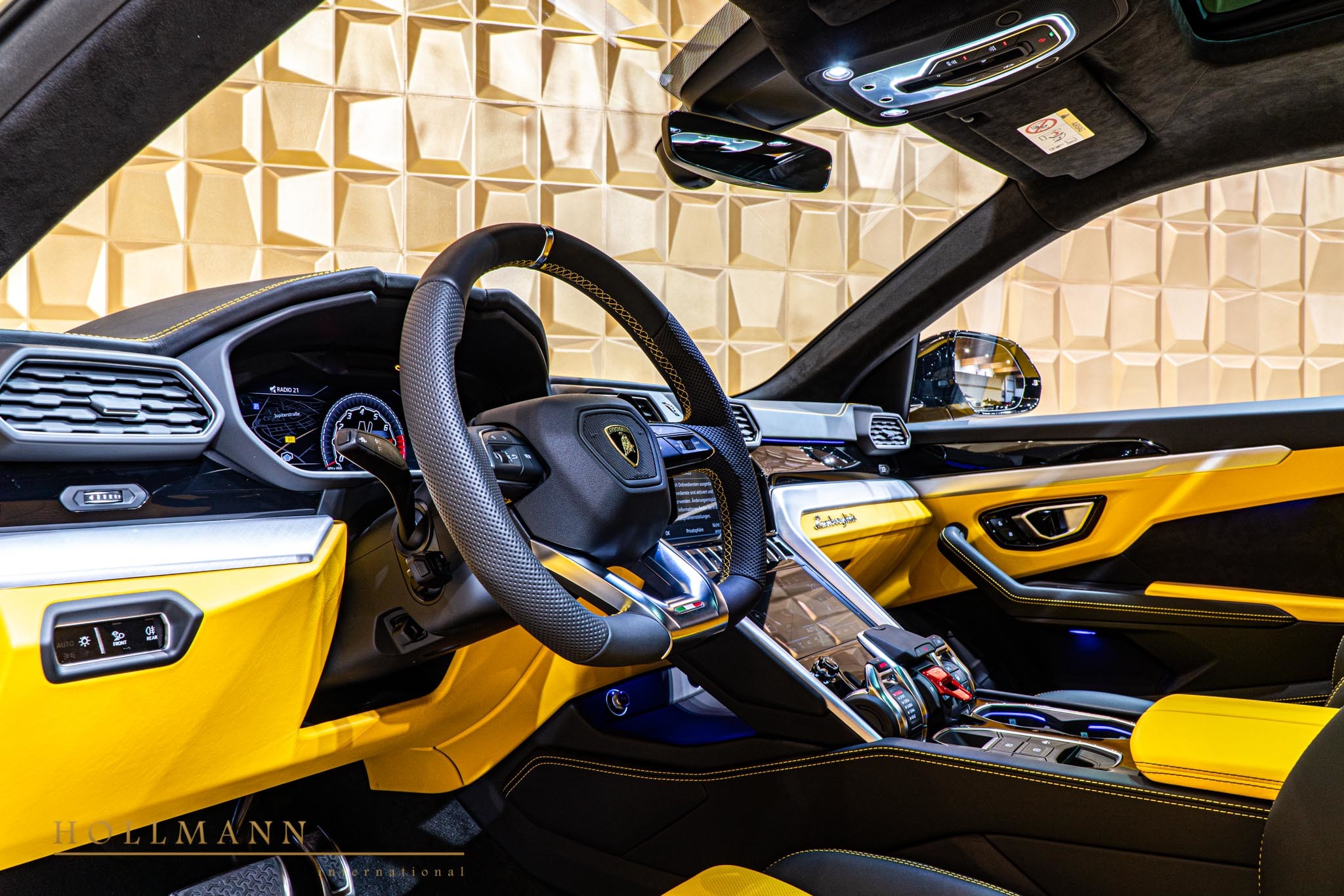 2020 Lamborghini Urus, 8/20