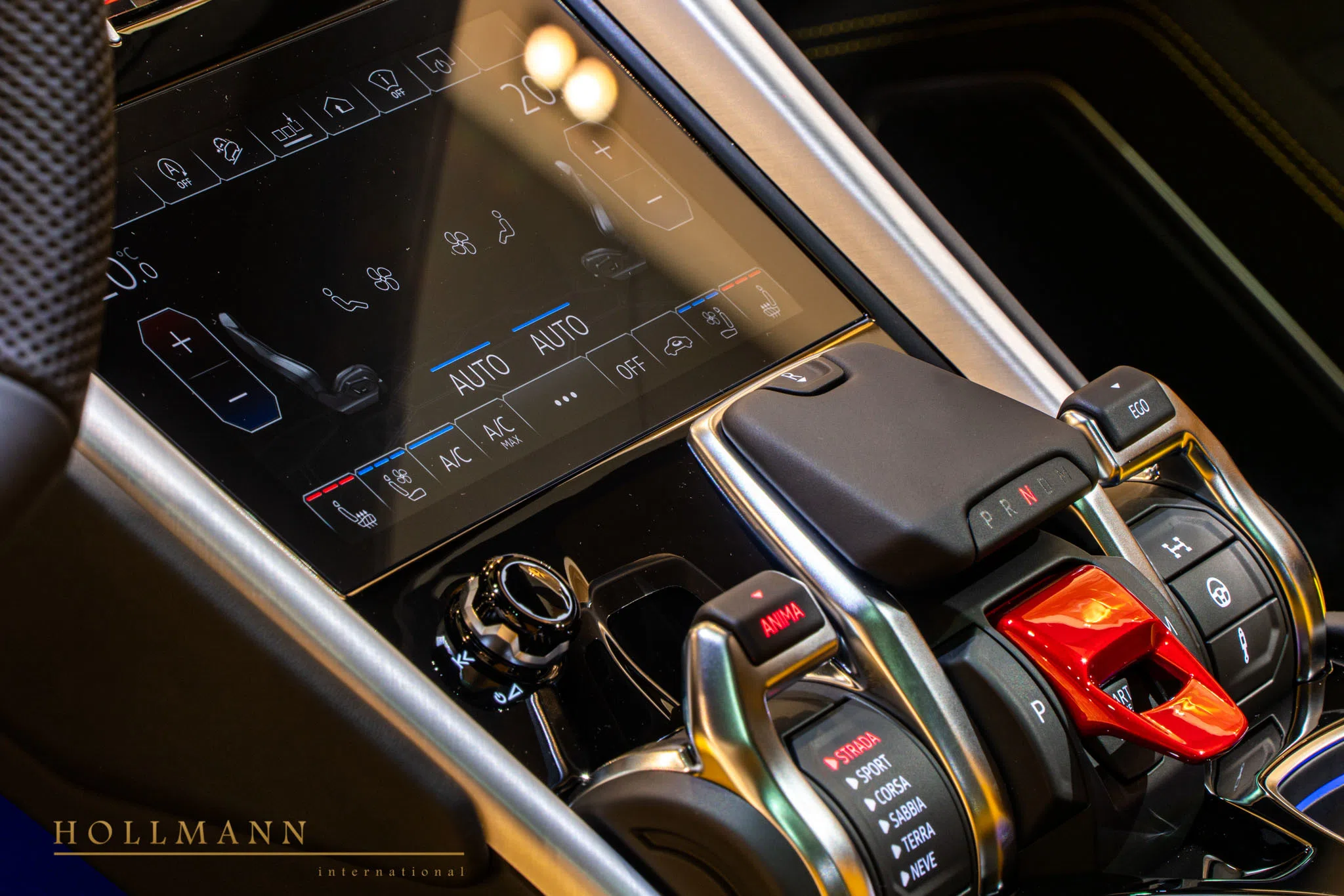 2020 Lamborghini Urus interior, center console, Sportivo Giallo Auge / Nero