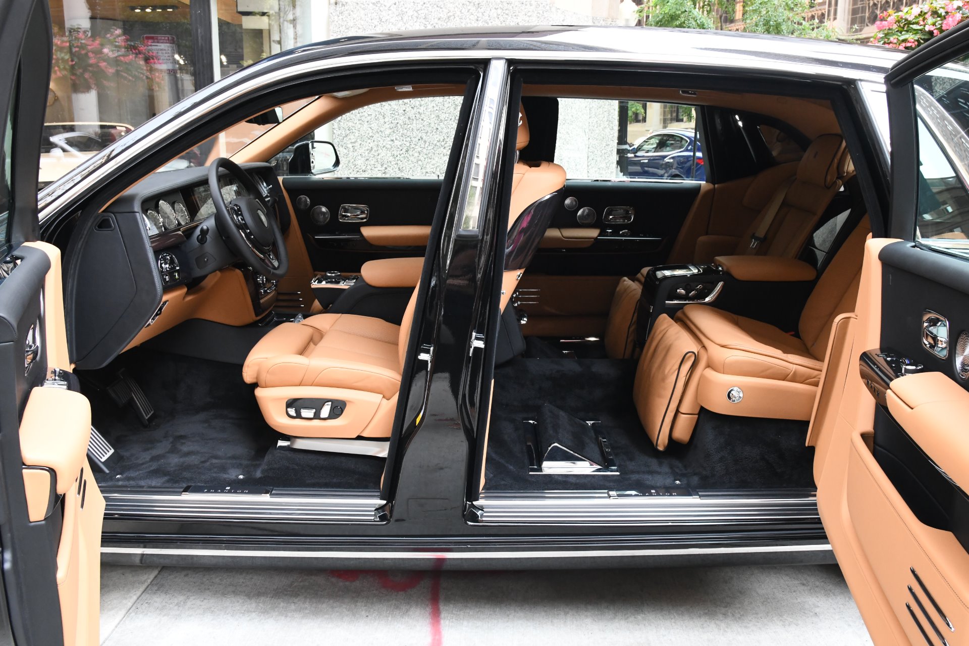 2018 ROLLS-ROYCE PHANTOM EXTENDED WHEELBASE EWB, 6/20