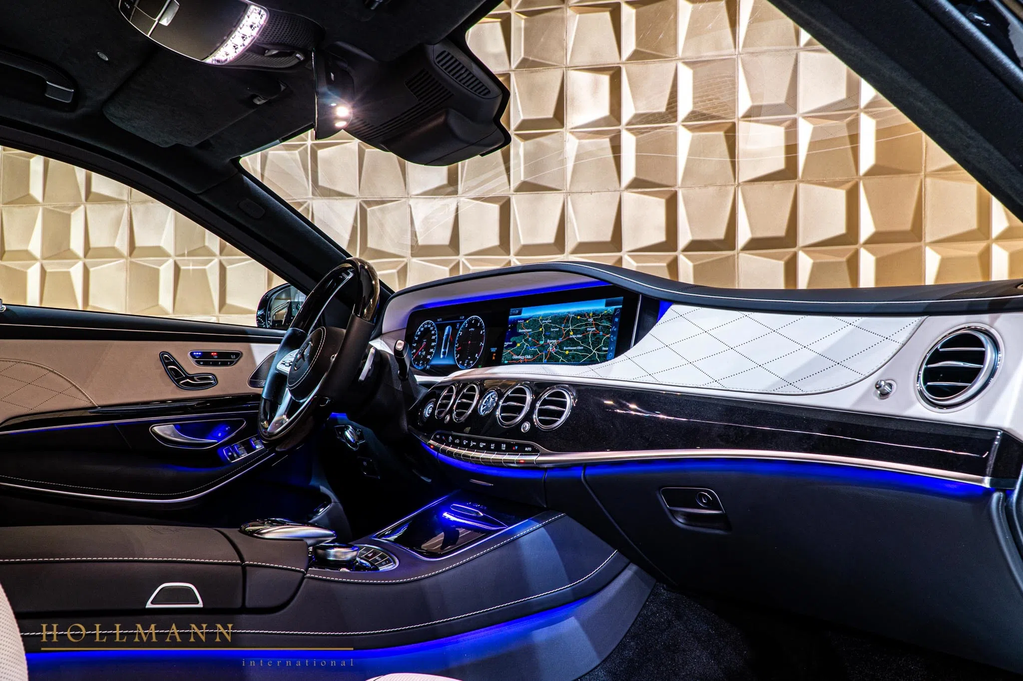 2020 Mercedes-Maybach S 650 PULLMAN Guard VR9 ARMOURED interior, Exclusive nappa leather porcelain/black