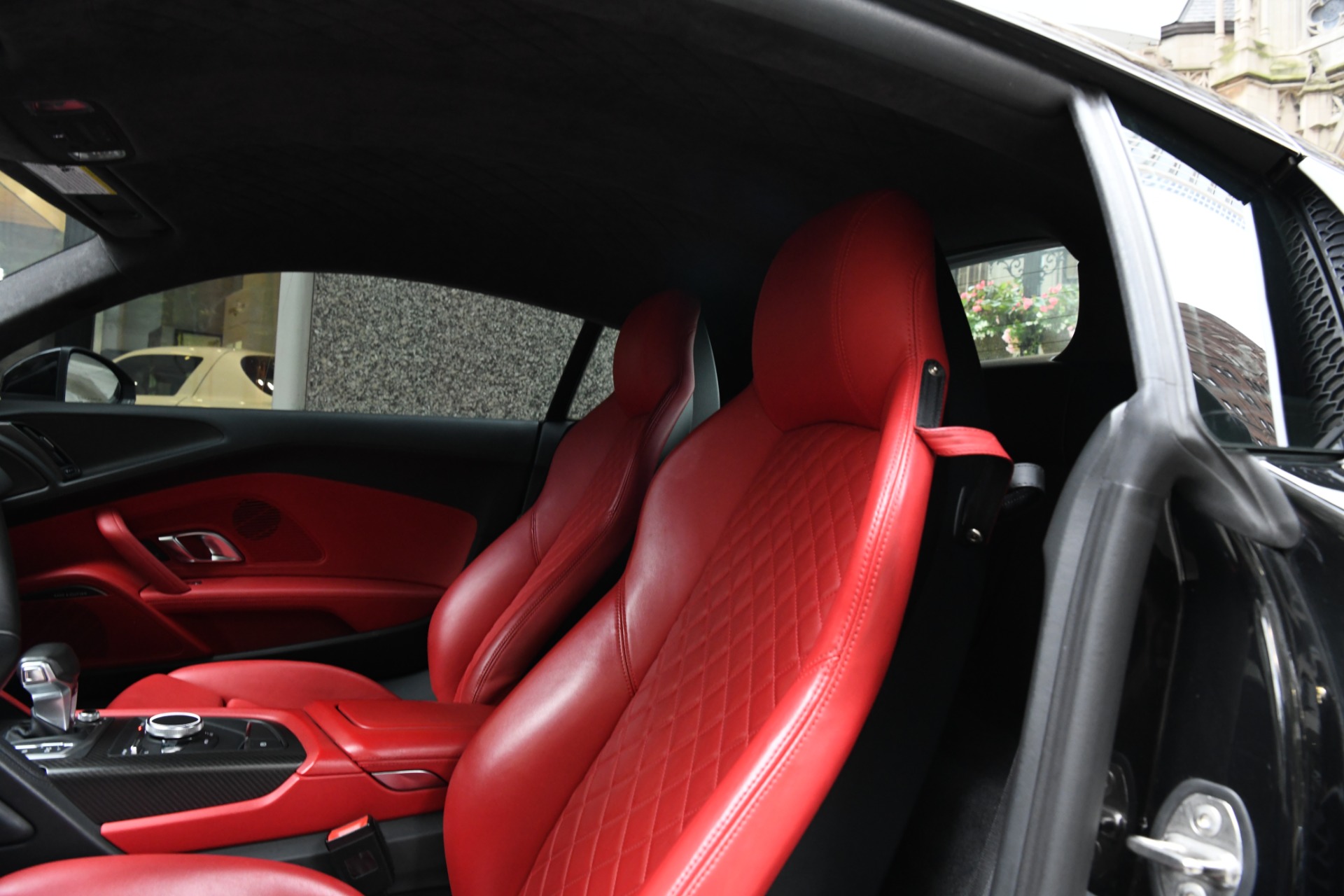 2017 AUDI R8 5.2 QUATTRO V10, 8/17
