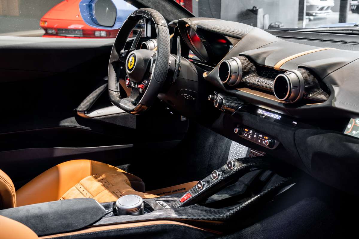 2020 Ferrari 812 Superfast, 8/15