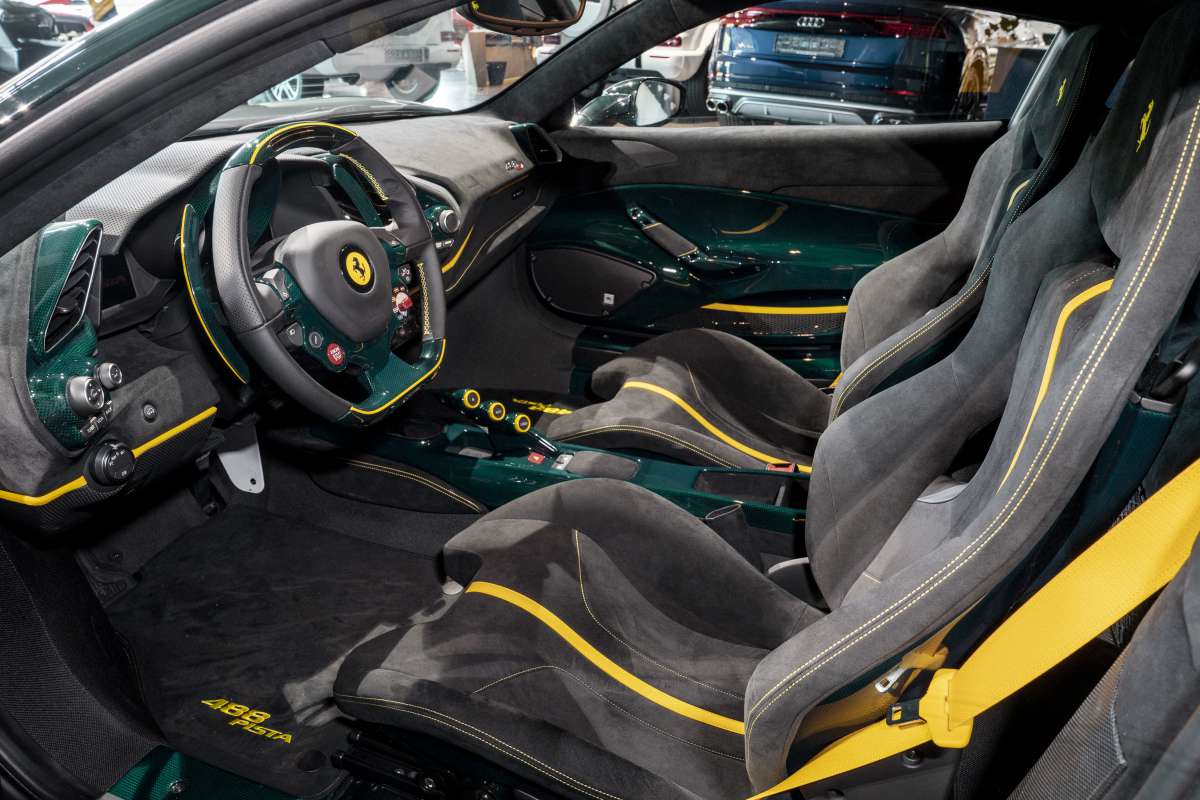 2020 Ferrari 488 Pista, 8/14