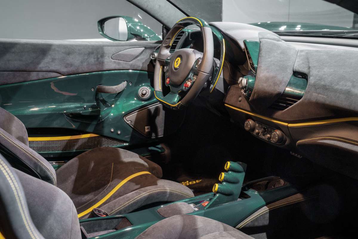 2020 Ferrari 488 Pista, 9/14
