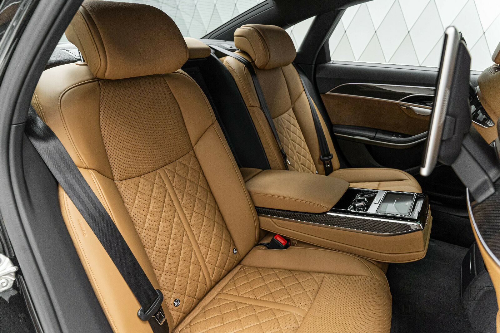 2020 Audi S8, 15/20