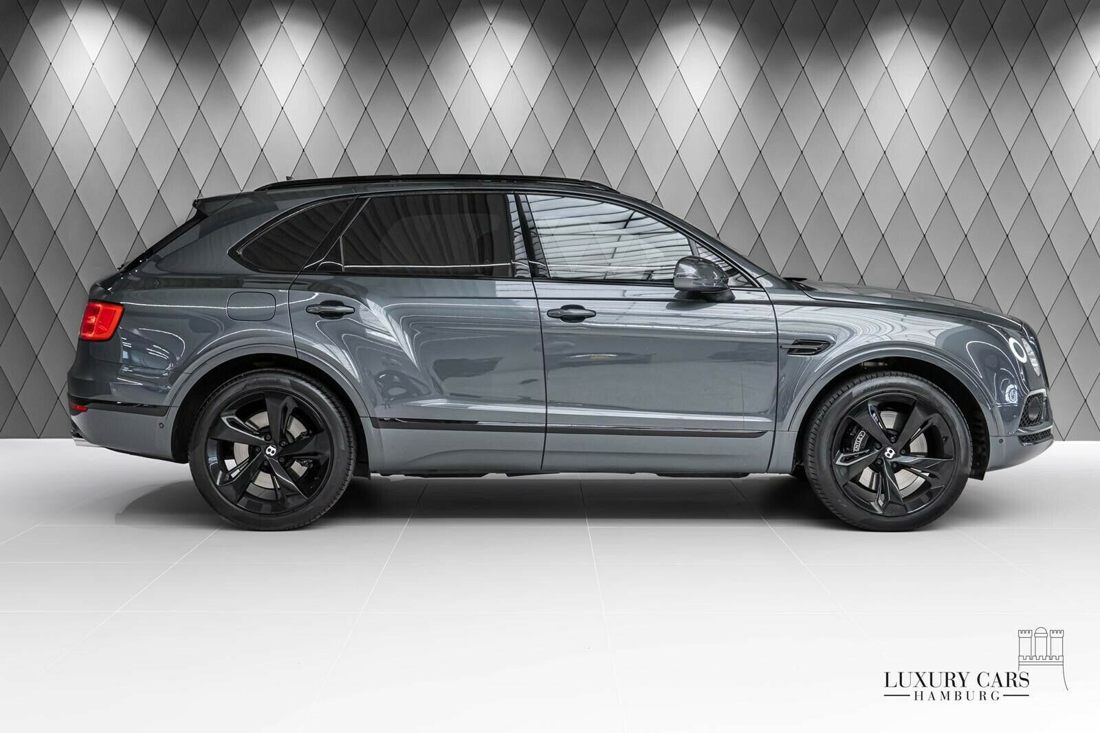 2018 Bentley Bentayga V8 MULLINER