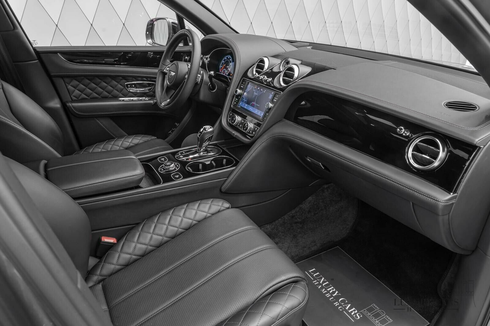 2018 Bentley Bentayga V8 MULLINER, 9/20